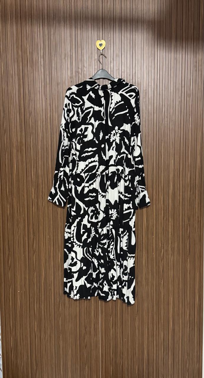 Modern Leopard Long Top