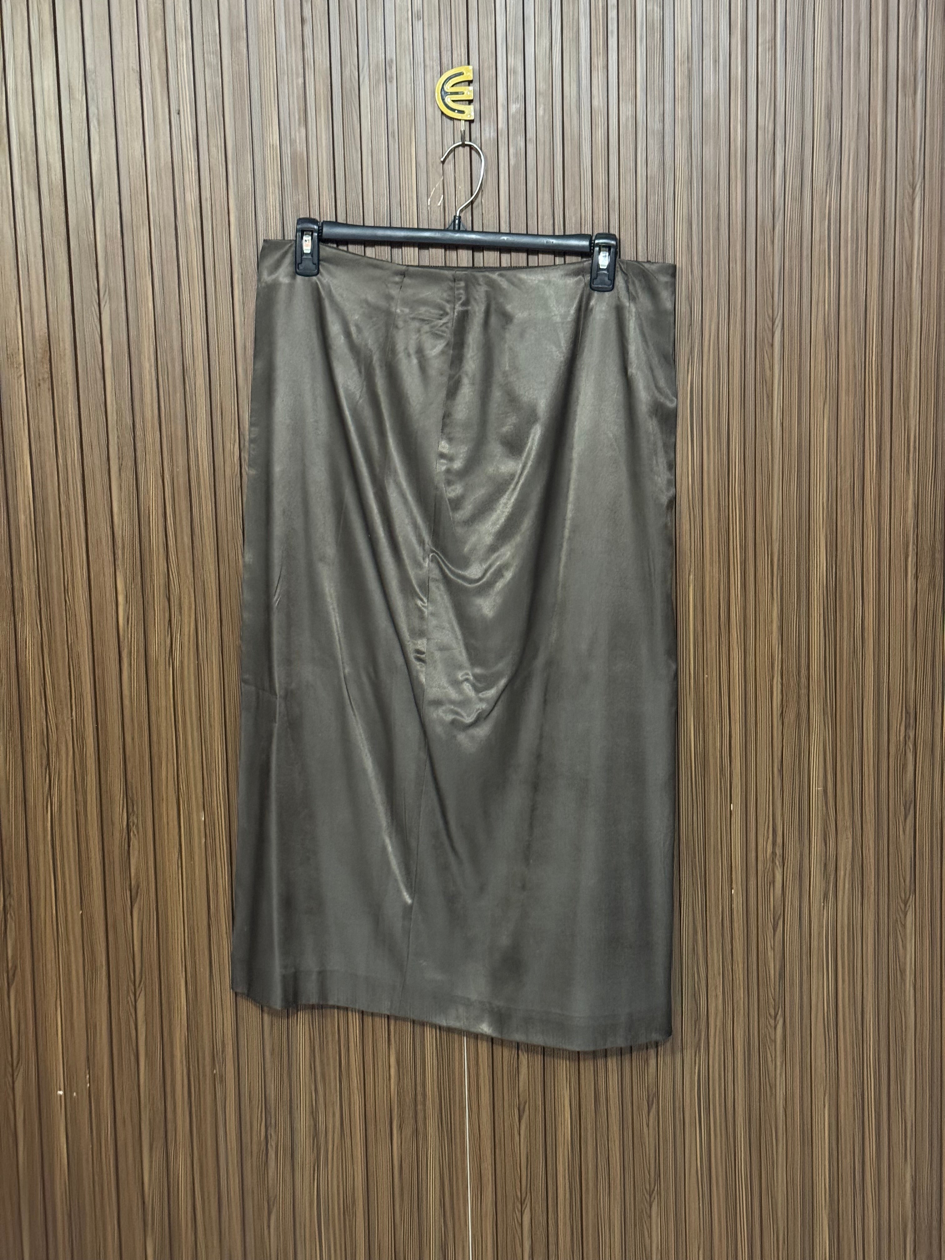 Waist 36 Length 32 fabric silk Basic Beige Skirt