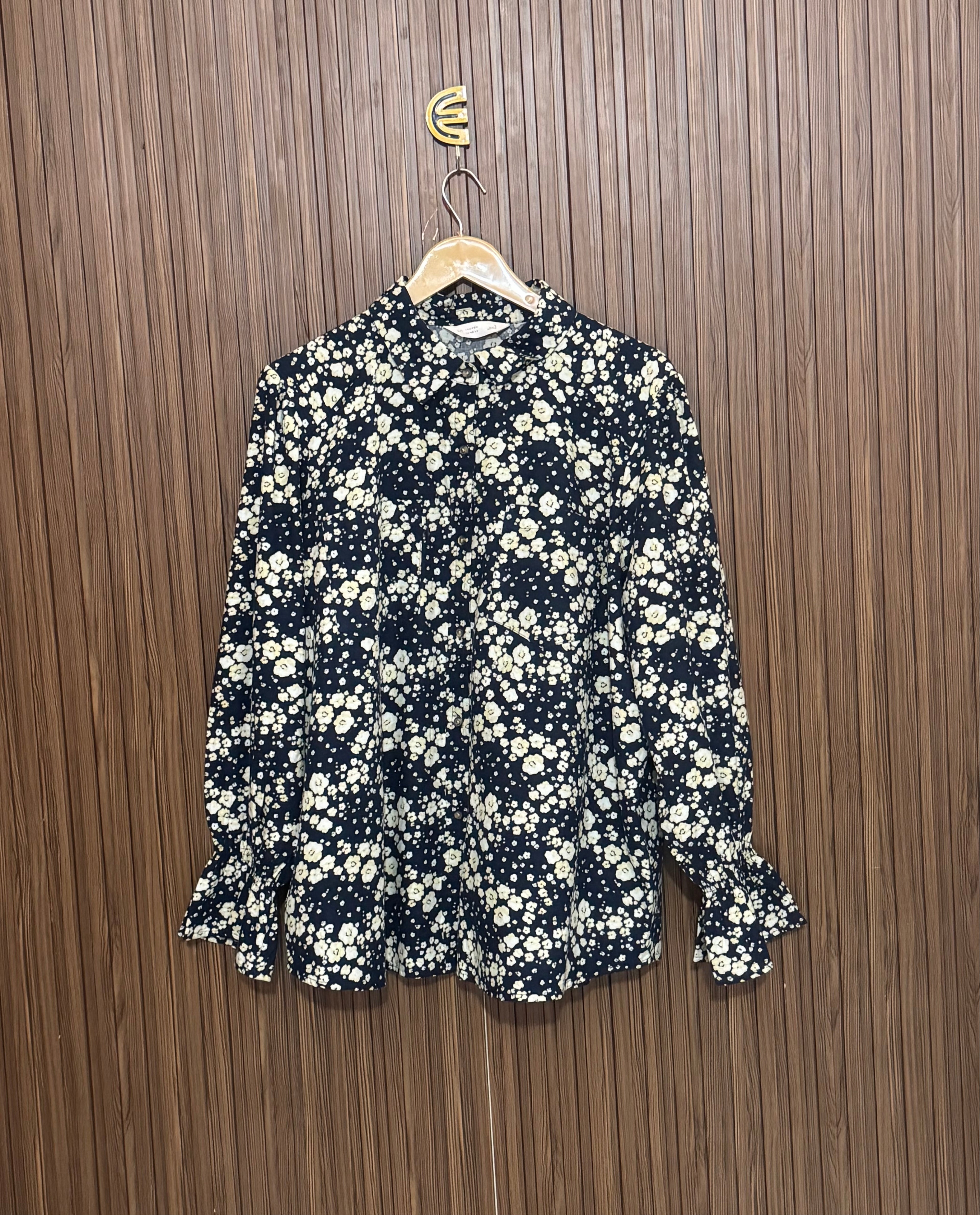 Chest 22 Length 26 Fabric Linen Button Detail Top