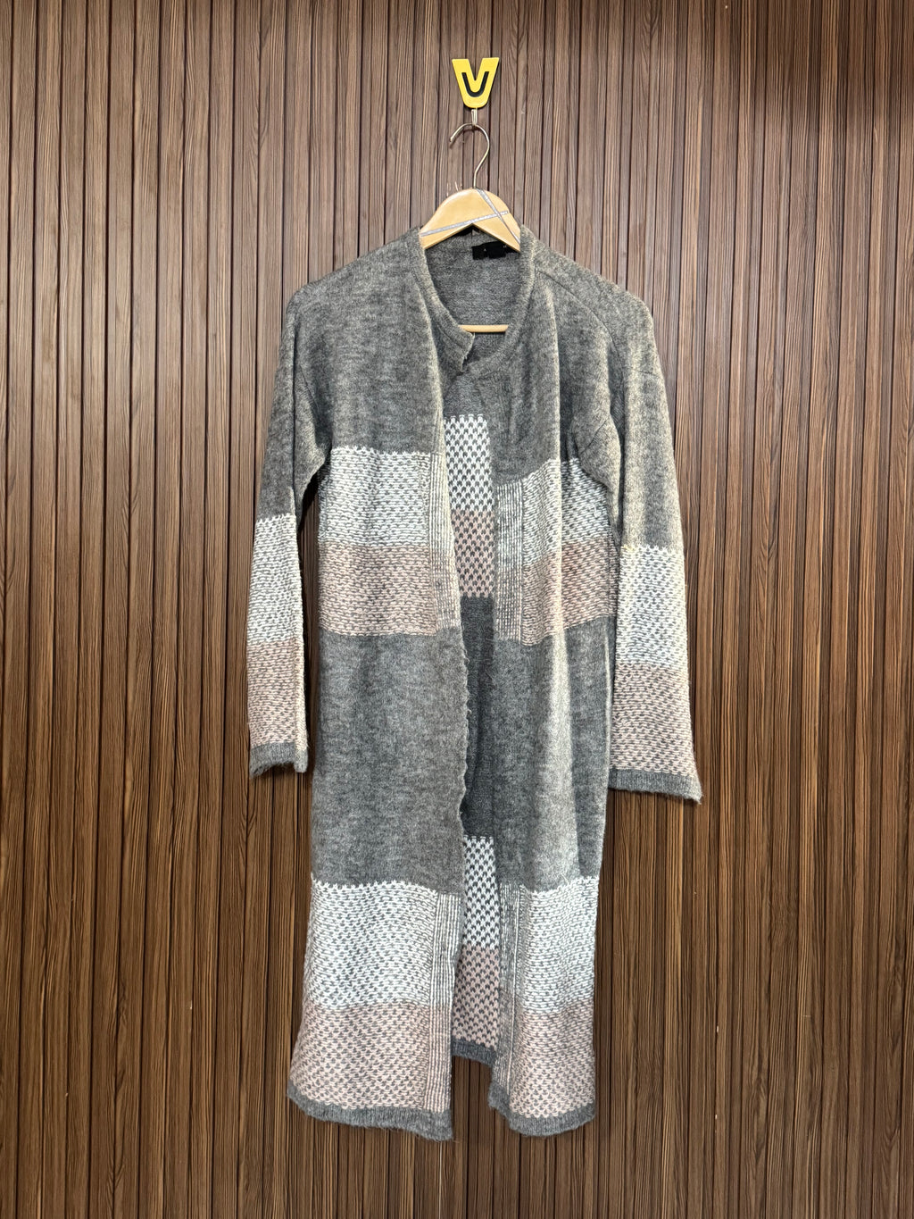 Chest Large Length 37 Simple Front Open