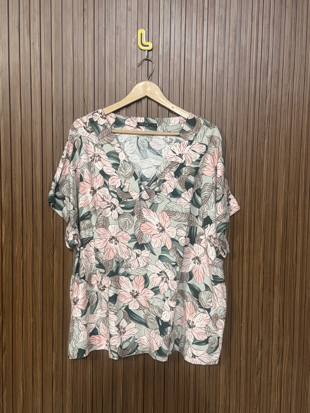 Chest 26 Length 25 Fabric Silk Short TShirt