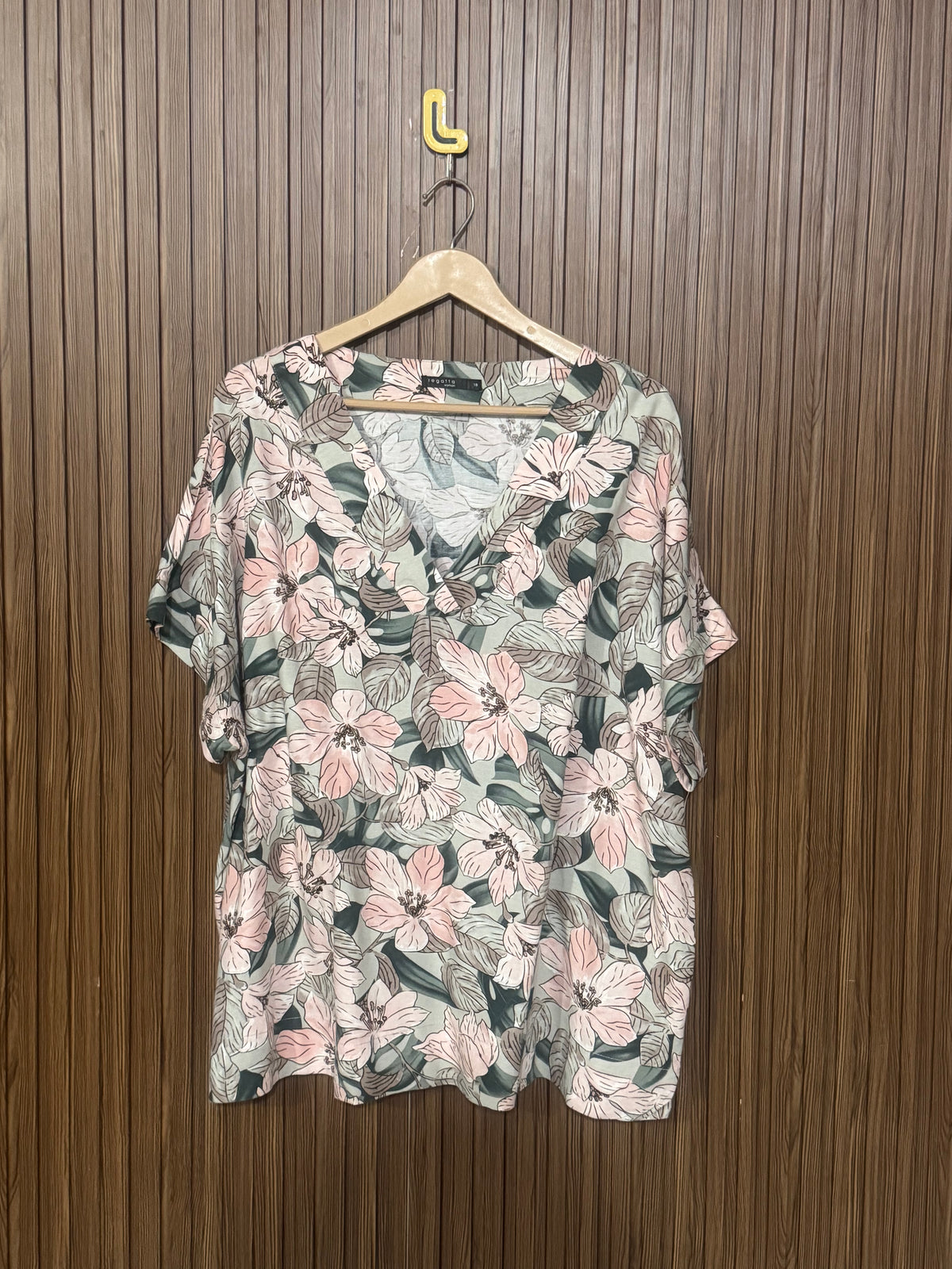 Chest 26 Length 25 Fabric Silk Short TShirt