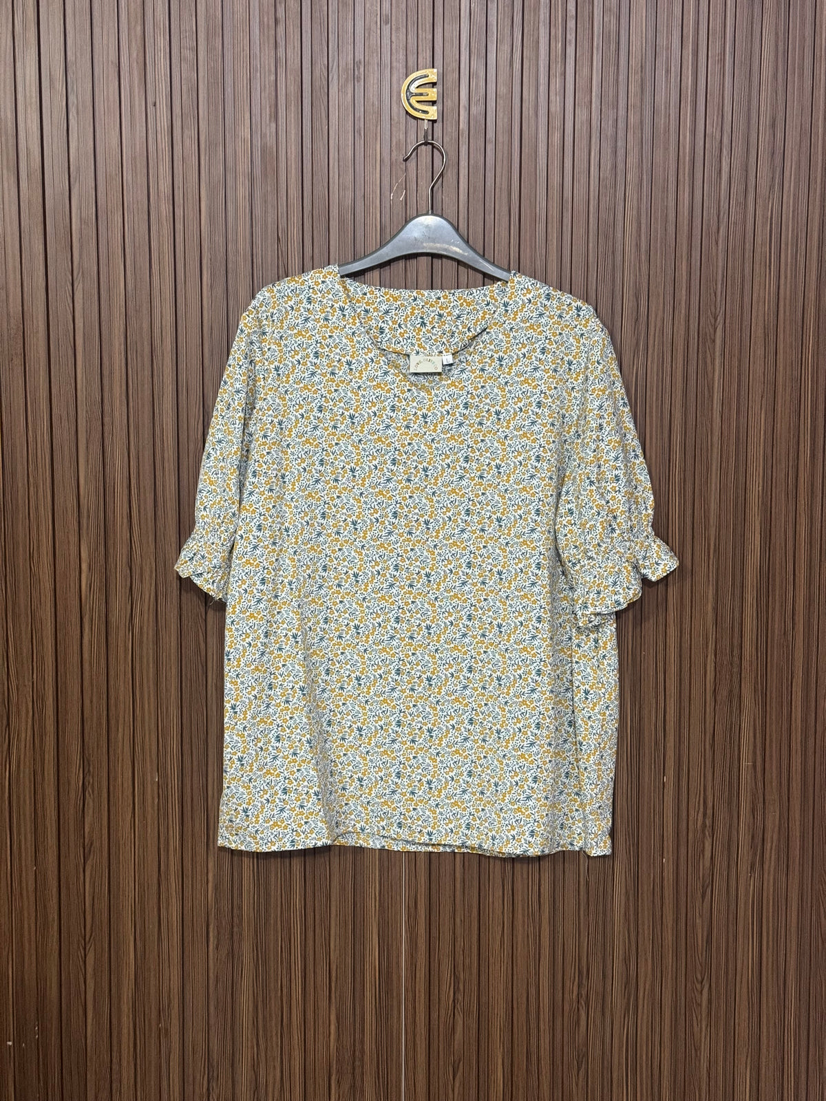 Chest 21 Length 26 Fabic Silk Shifon Basic Half Shirt