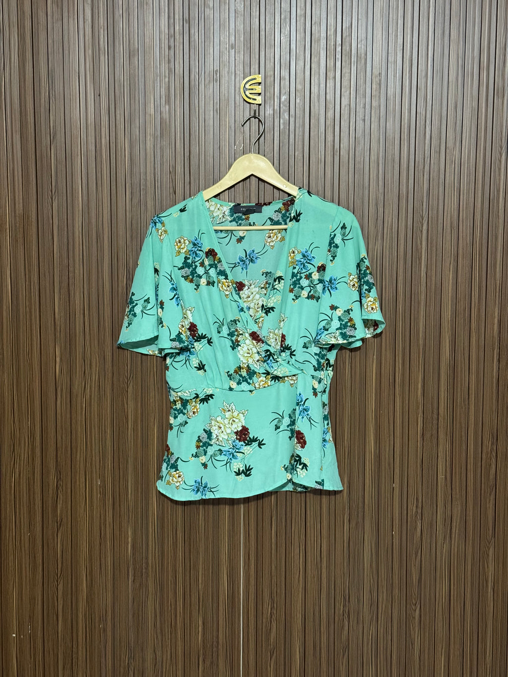 Chest 17 Length 23 fabric shifon Modern Half Sleeve)