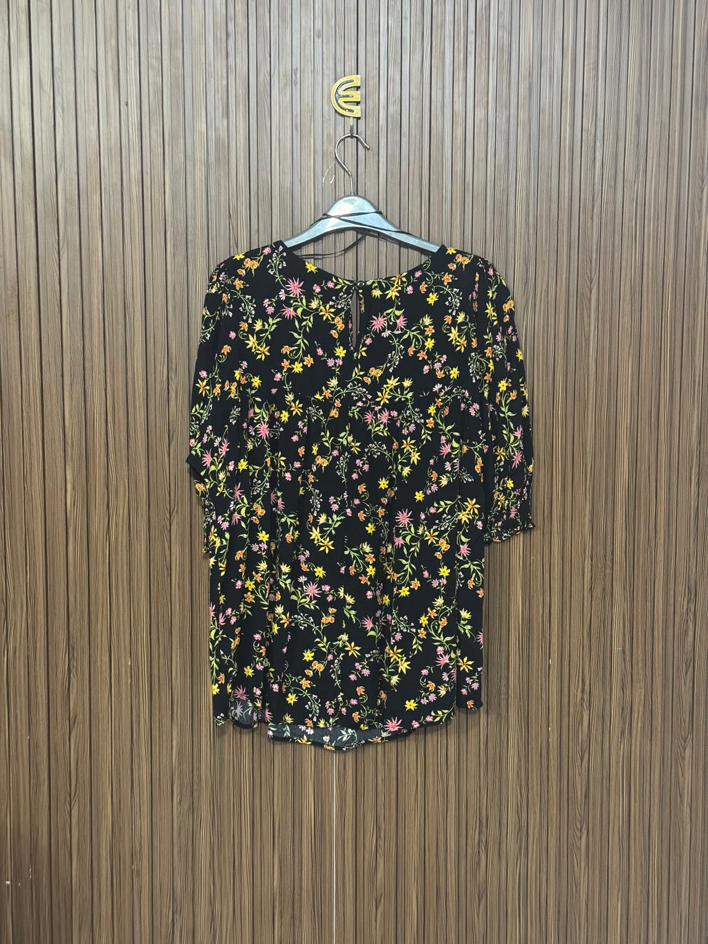 Chest 22 Length 27 Fabic Shifon Classic Half Top