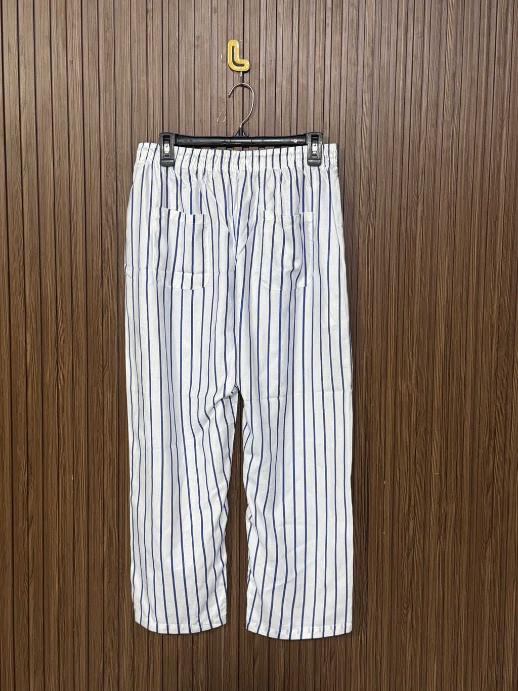Waist 30 to 32 Length 36 Fabric Silk Line Trouser