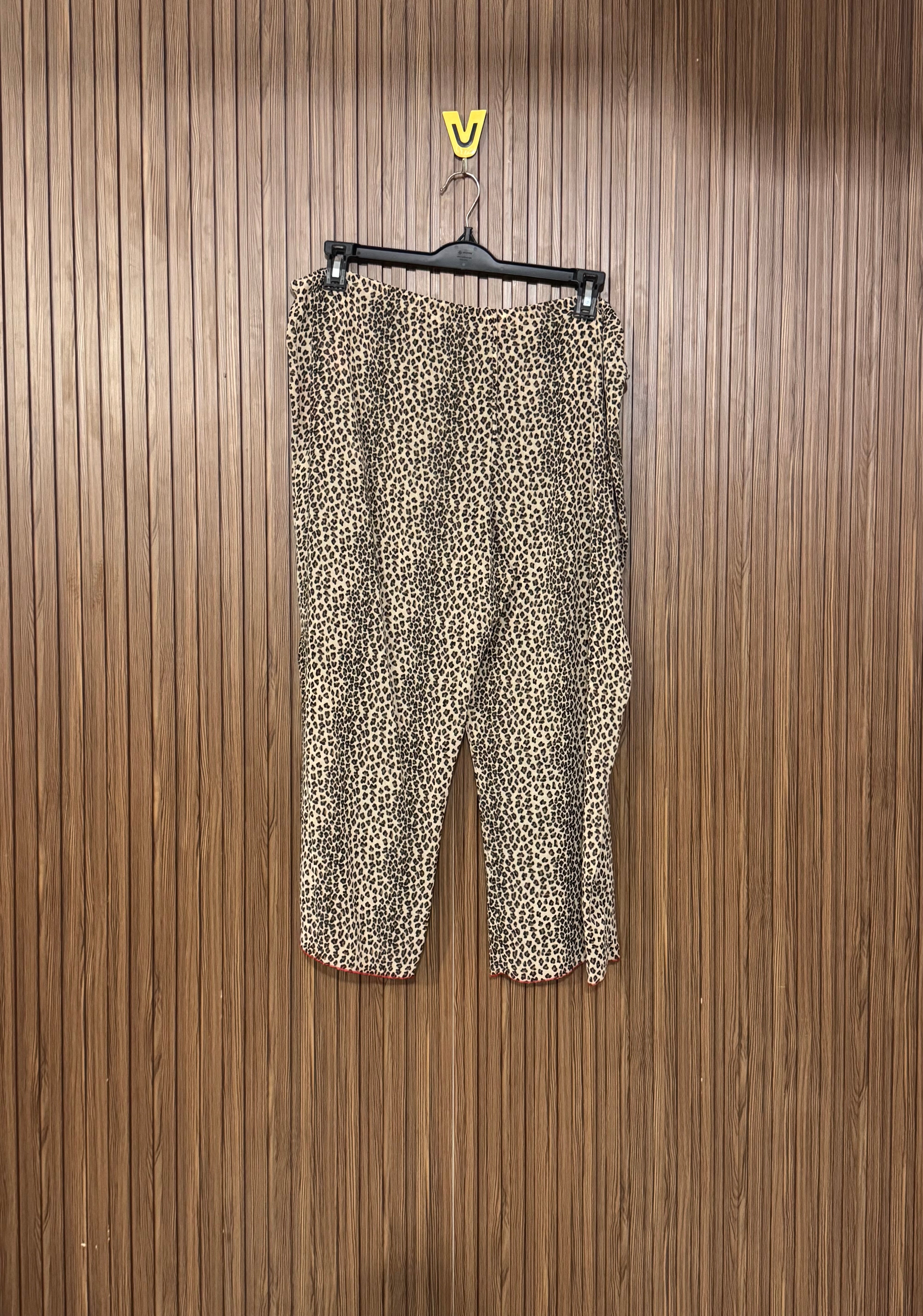 Waist 40 to 42 Length 32 Fabric Shifon Cheetah Print