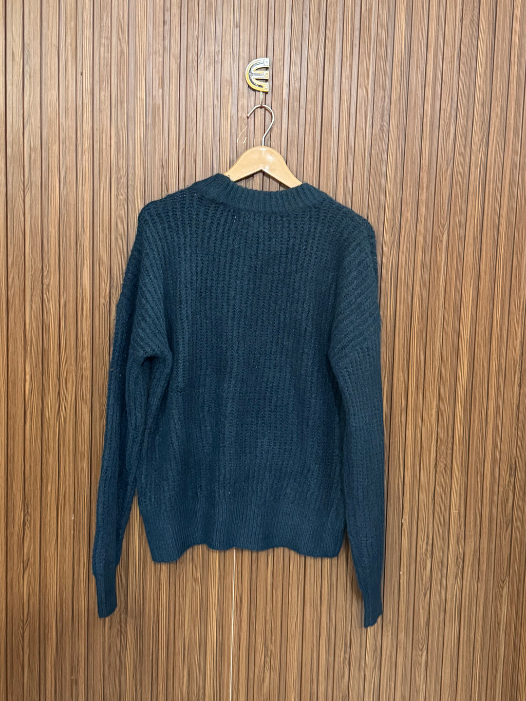 Chest 22 Length 24 Classic Sweater