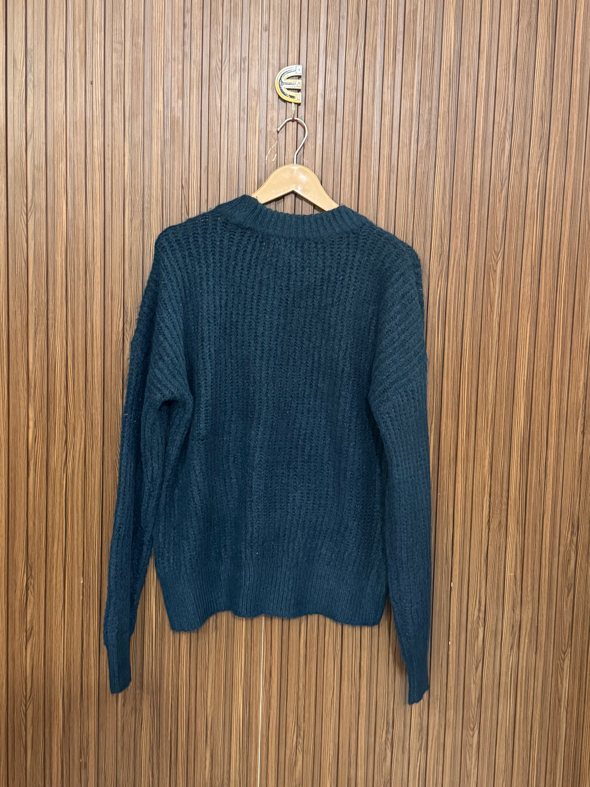 Chest 22 Length 24 Classic Sweater