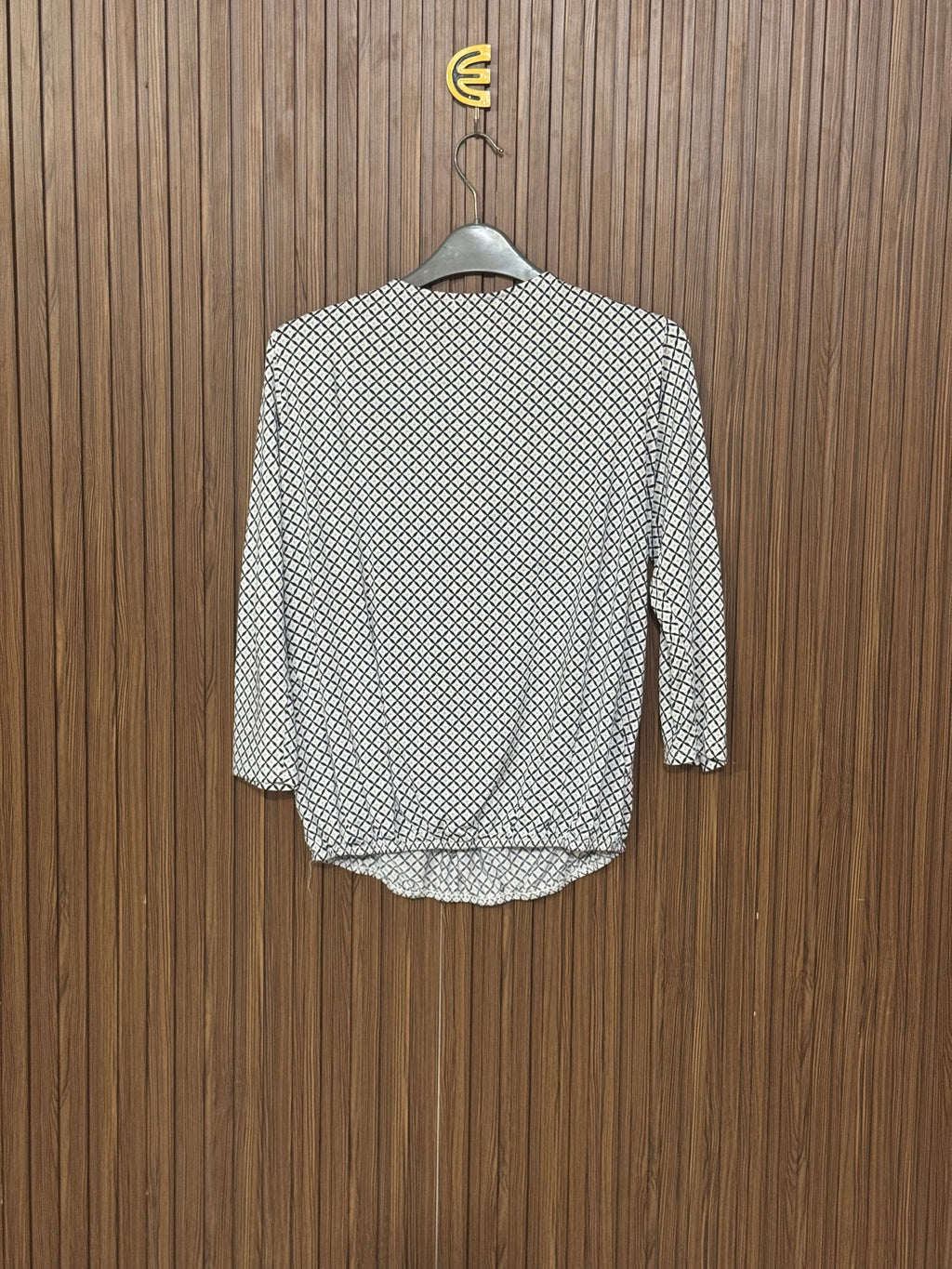 Chest 18 Length 23 Fabric Silk Relaxed Fit Printed Silk Top