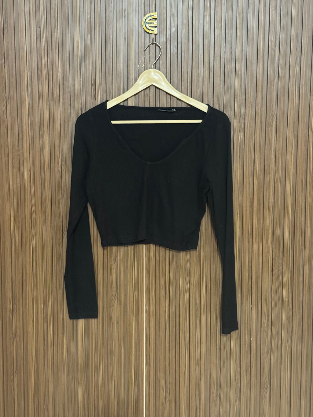 Chest 18 Length 16 Fabric Elastic Black V Neck