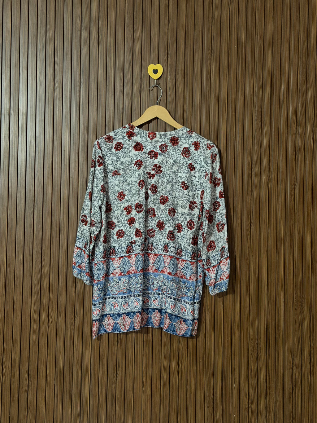 Chest 26 Length 27 Red Floral Casual Top