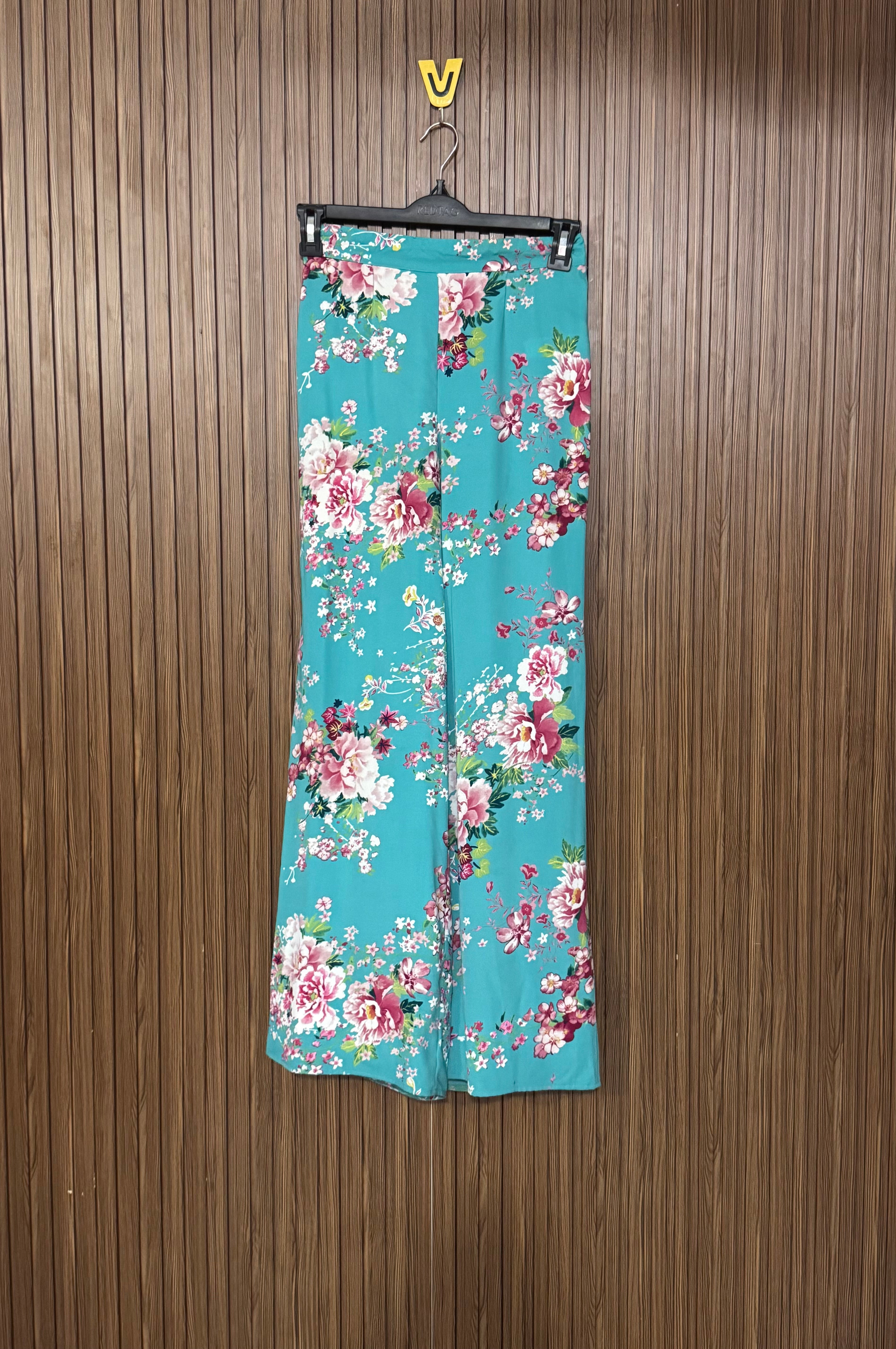 Waist 26 Length 41 Fabric Silk Turquoise Floral