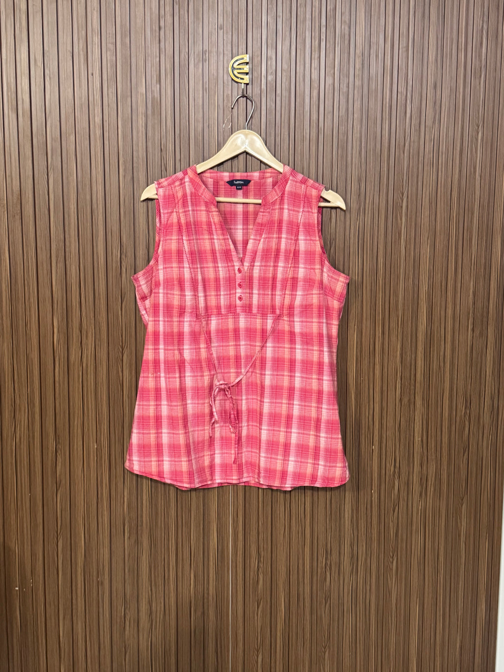 Chest 20 Length 26 Nova Shirt