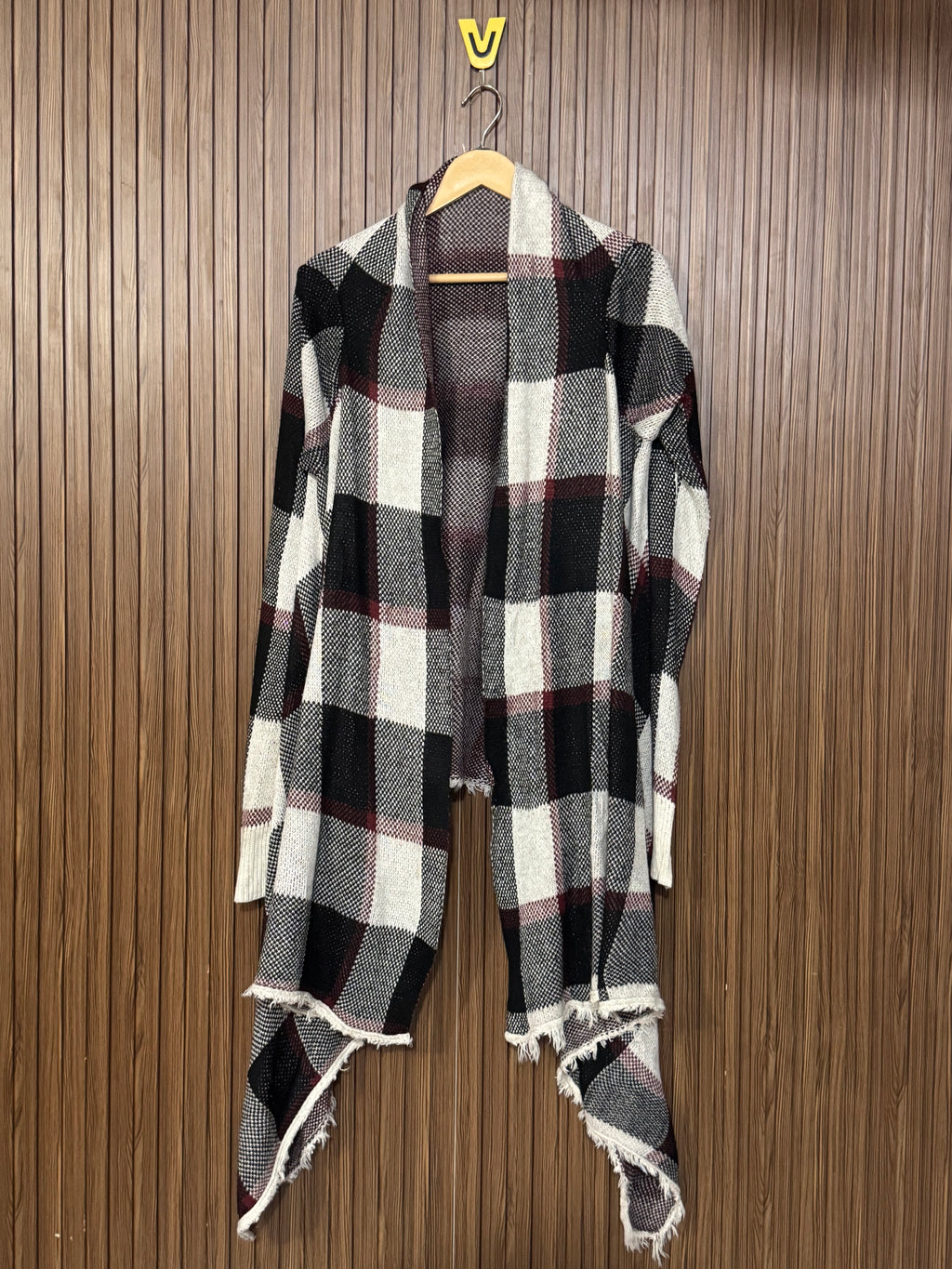Chest Large Length 33 Checked Front Open