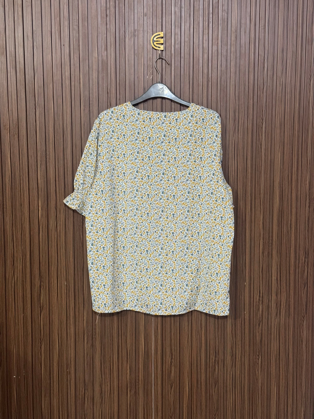 Chest 21 Length 26 Fabic Silk Shifon Basic Half Shirt
