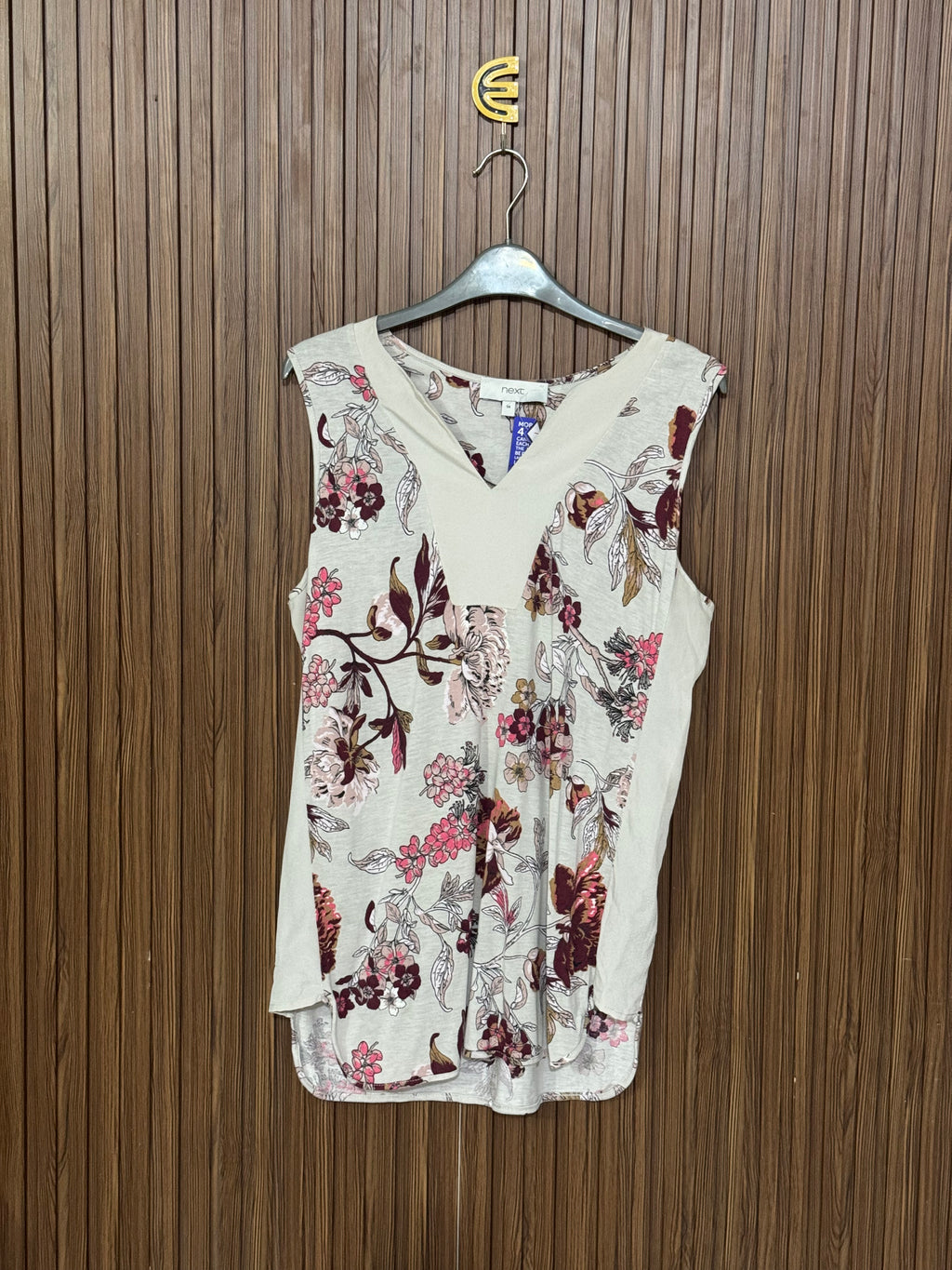 Cream Floral V-Neck Sleeveless Top