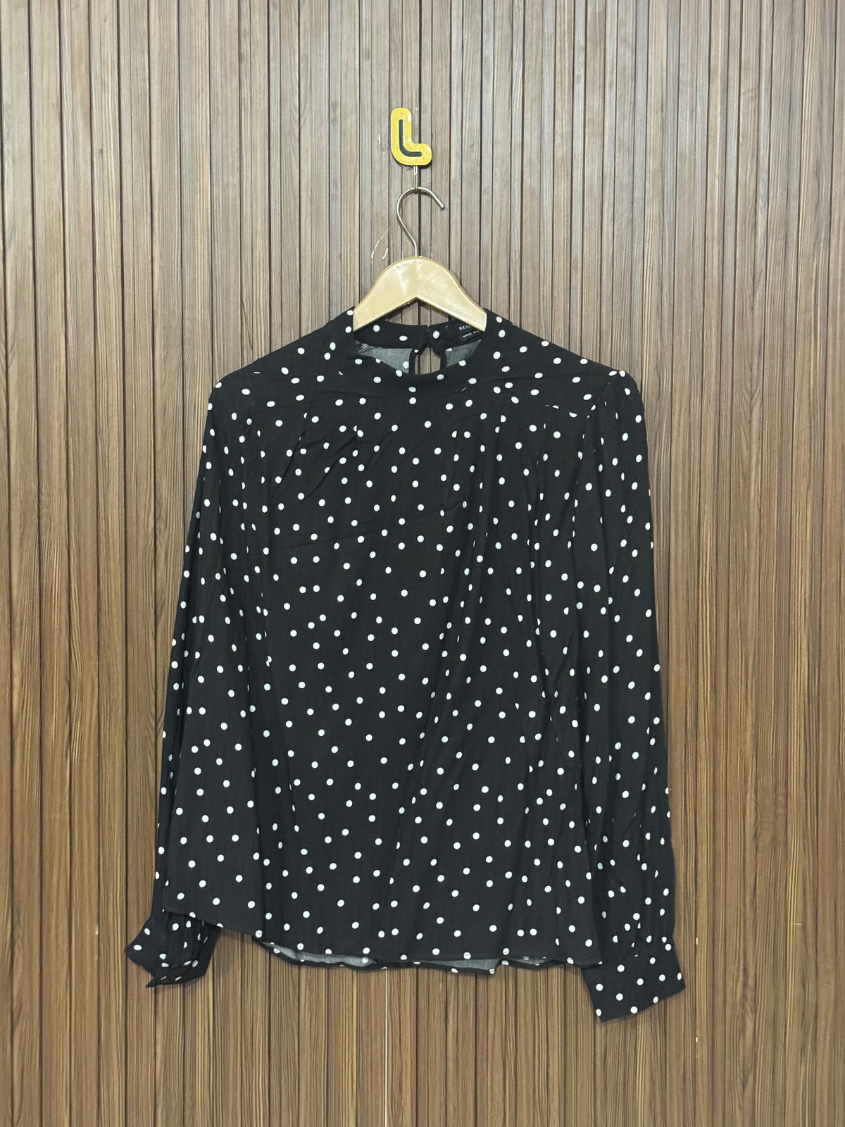 Chest 19 Length 24 Fabric Silk Loose Shirt Full Sleeves