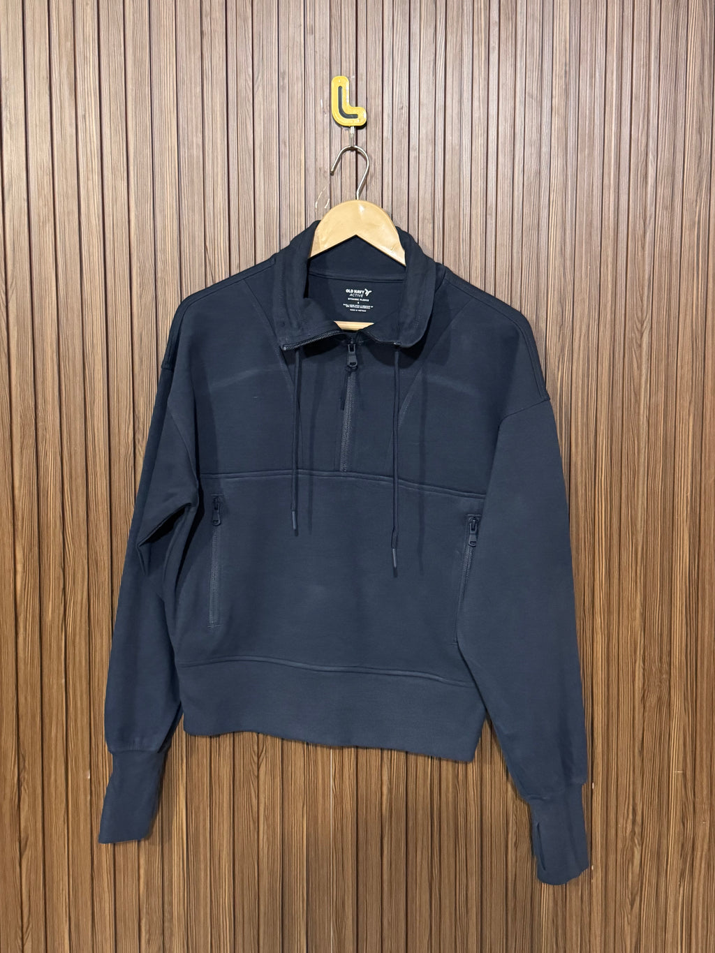 Chest 19 Length 20 Knit Winter Crop