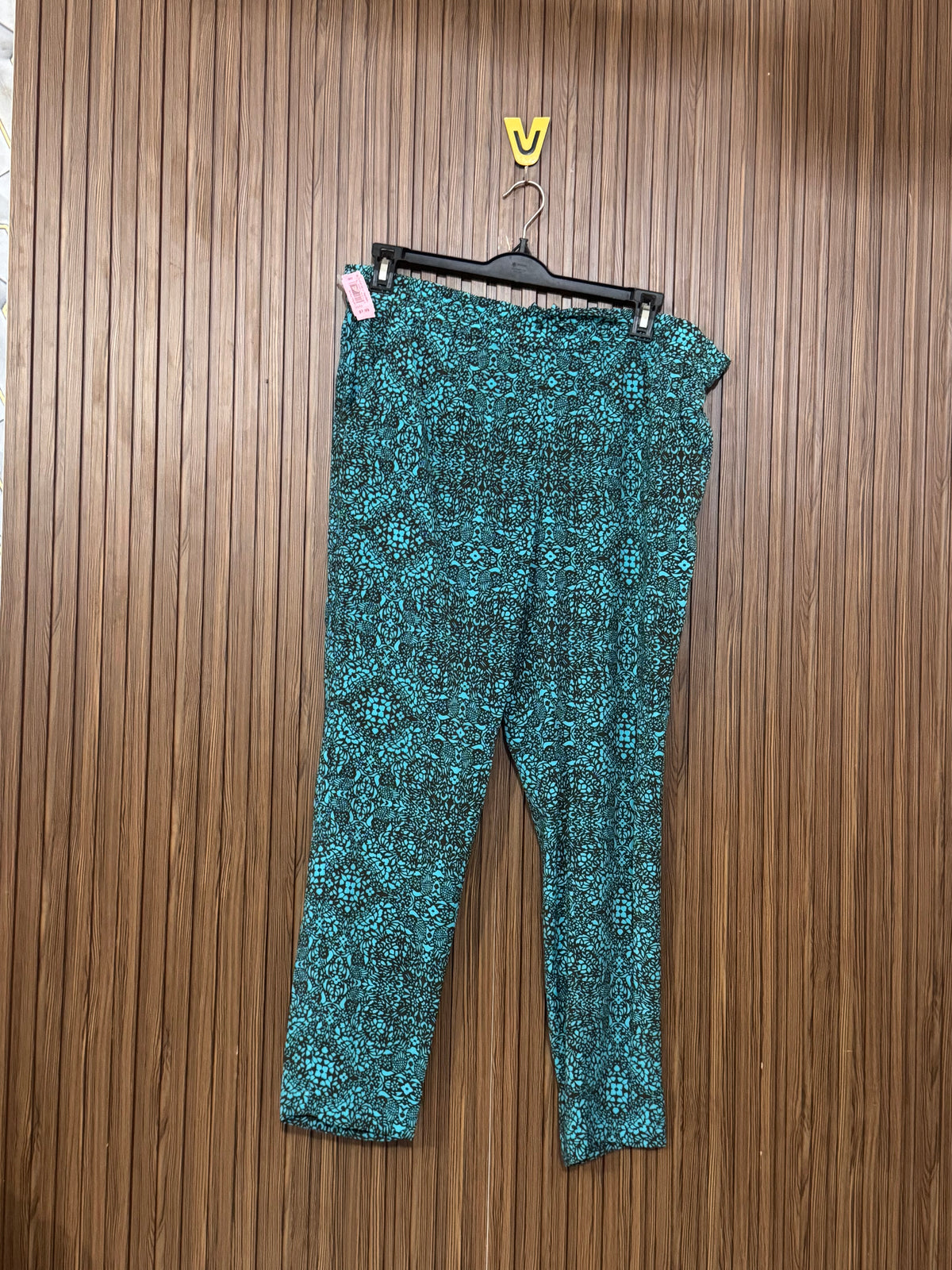 Waist 36 to 38 Length 38 Fabric Silk Shifon Printed Look