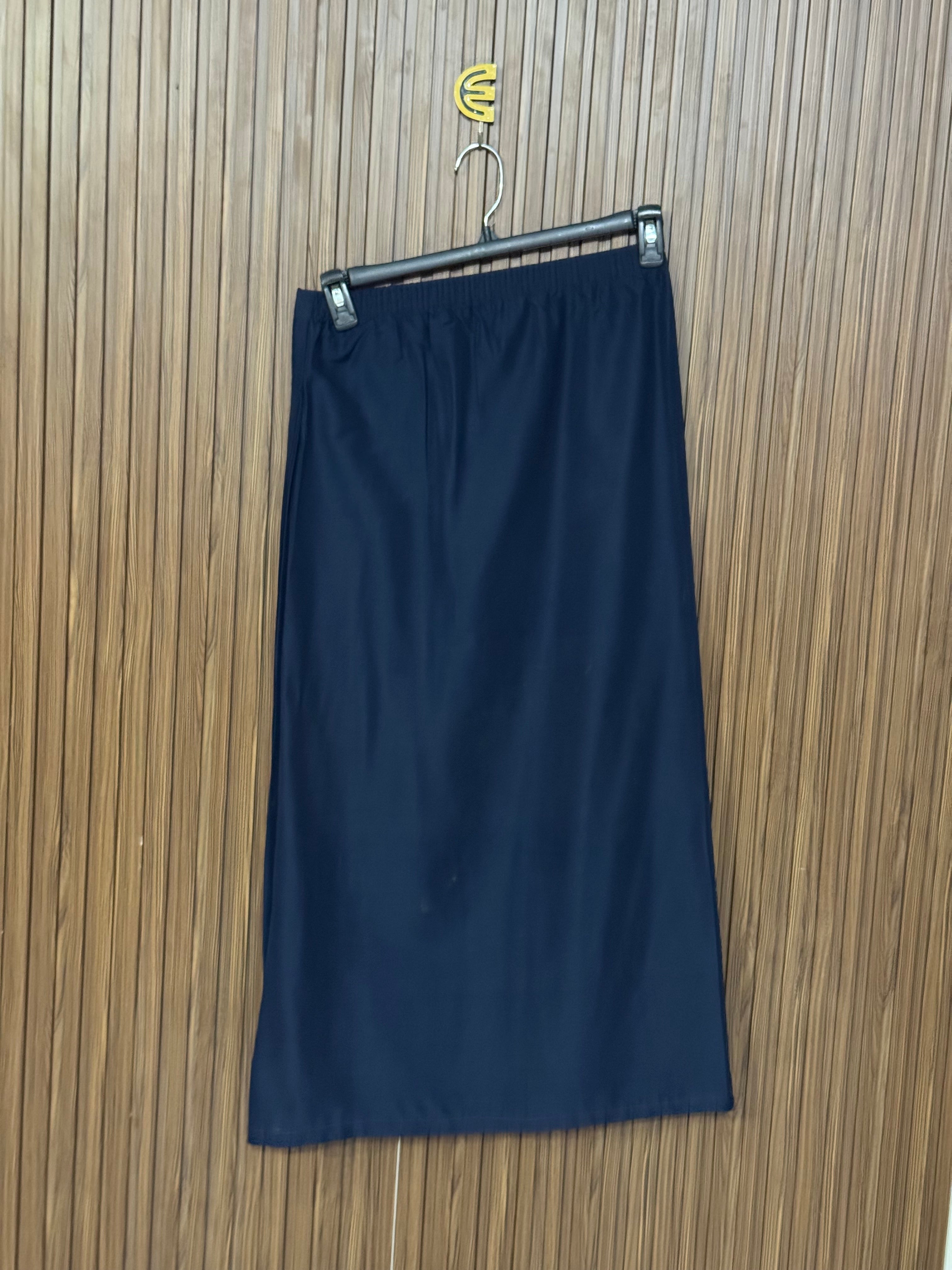 Navy Blue Solid Straight Skirt