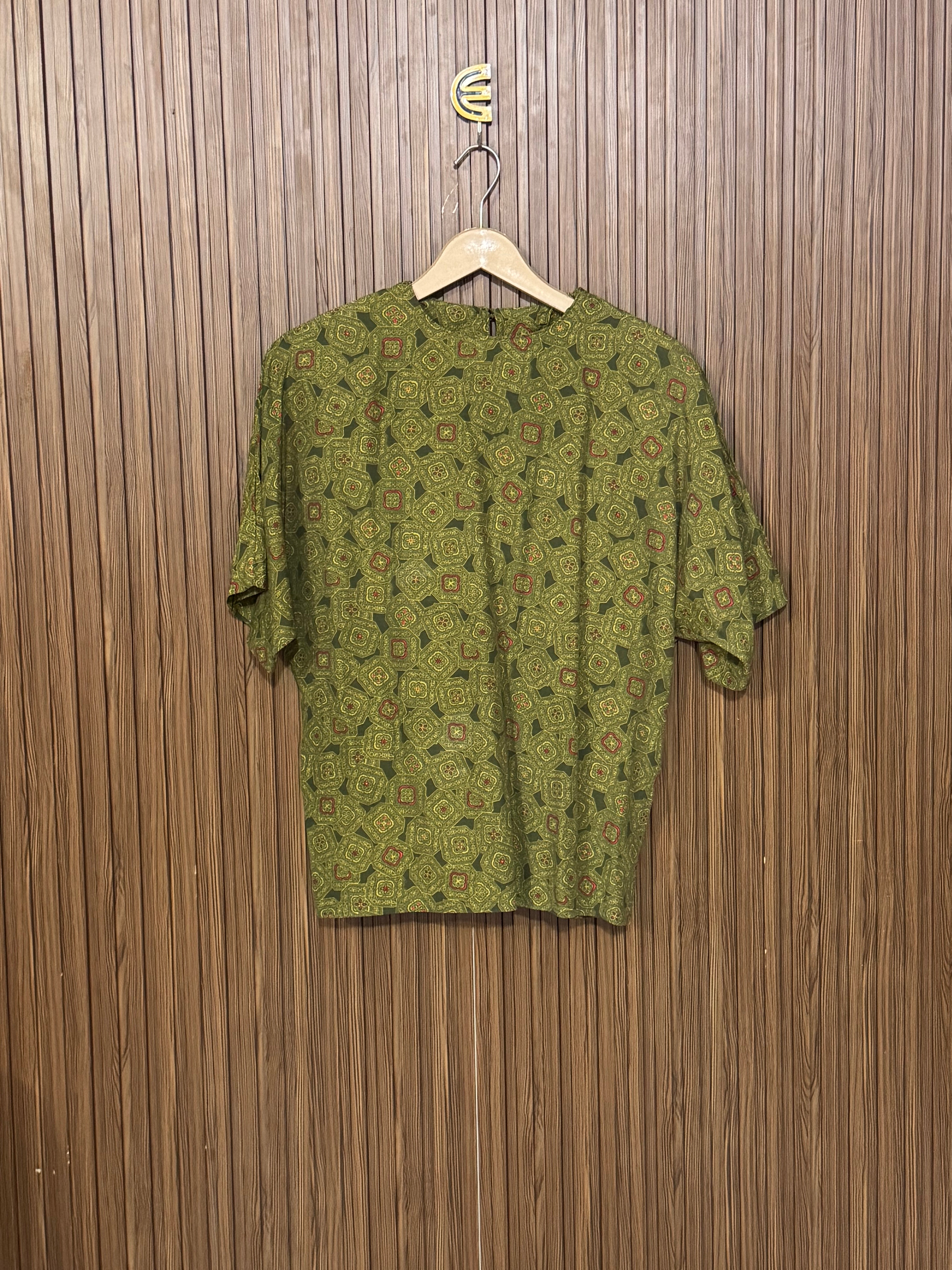 Chest 20 Length 25 Luna Shir