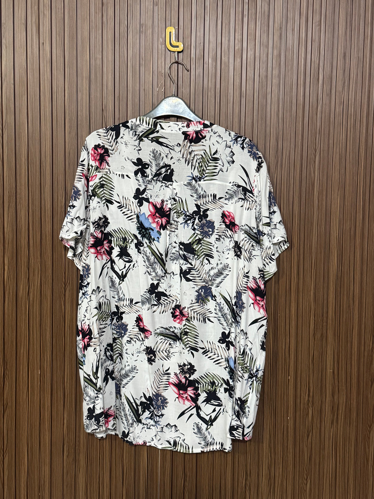 Chest 25 Length 29 Fabric Silk Floral Half Sleeves