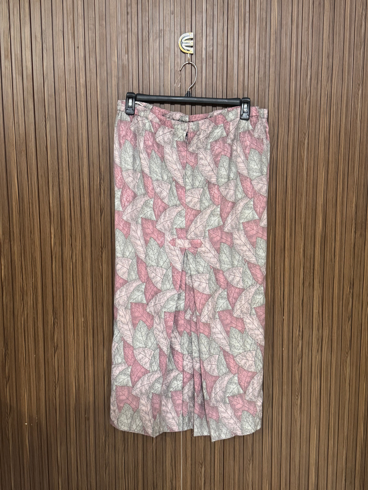 Waist 36 to 38 Length 38 Fabric Silk Design Skirt
