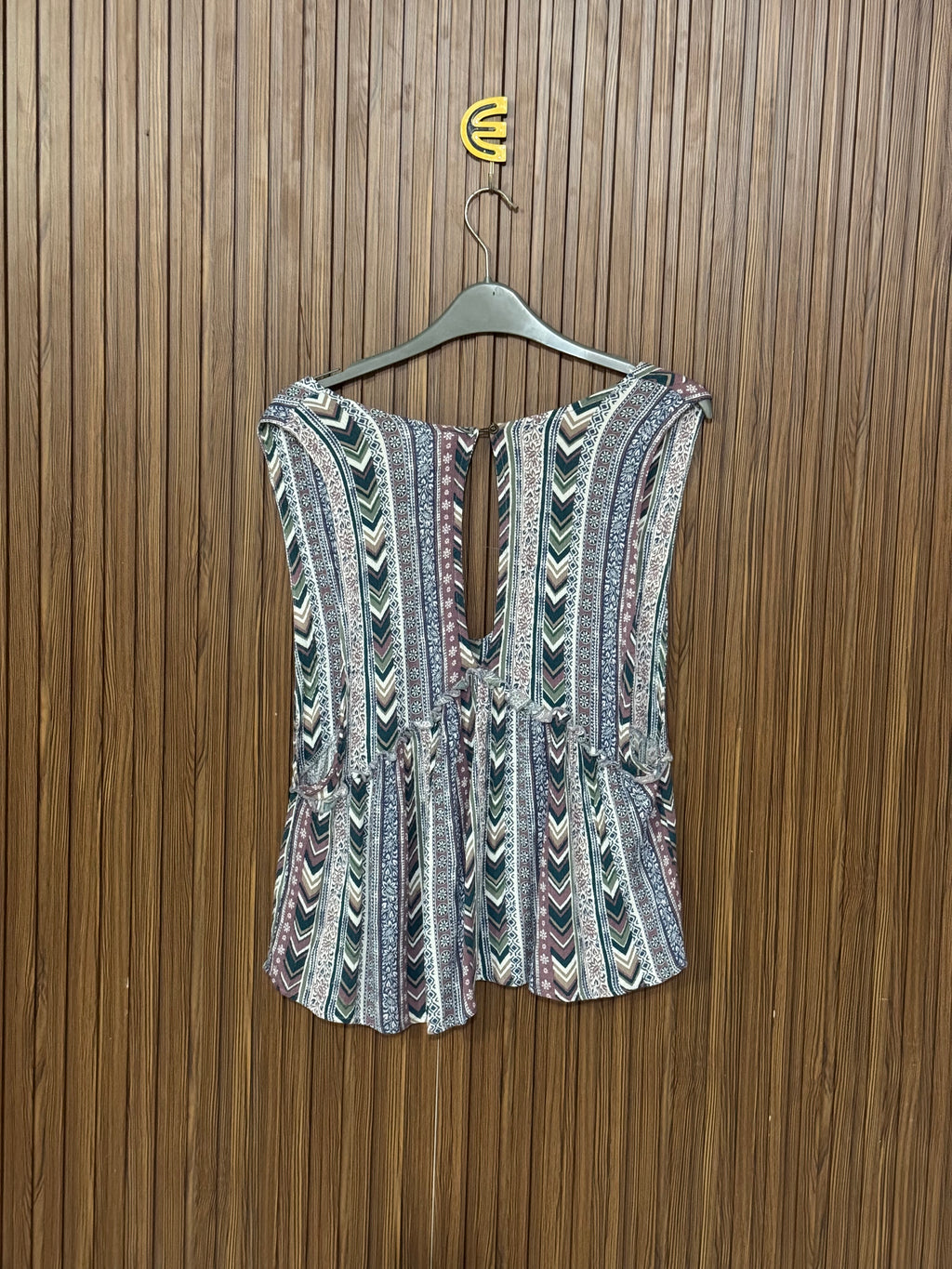 Multicolor Geometric Print Sleeveless Top