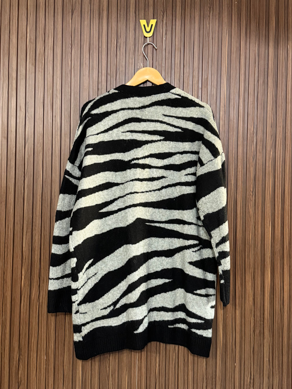 Chest Large Length 31 Party Front Open