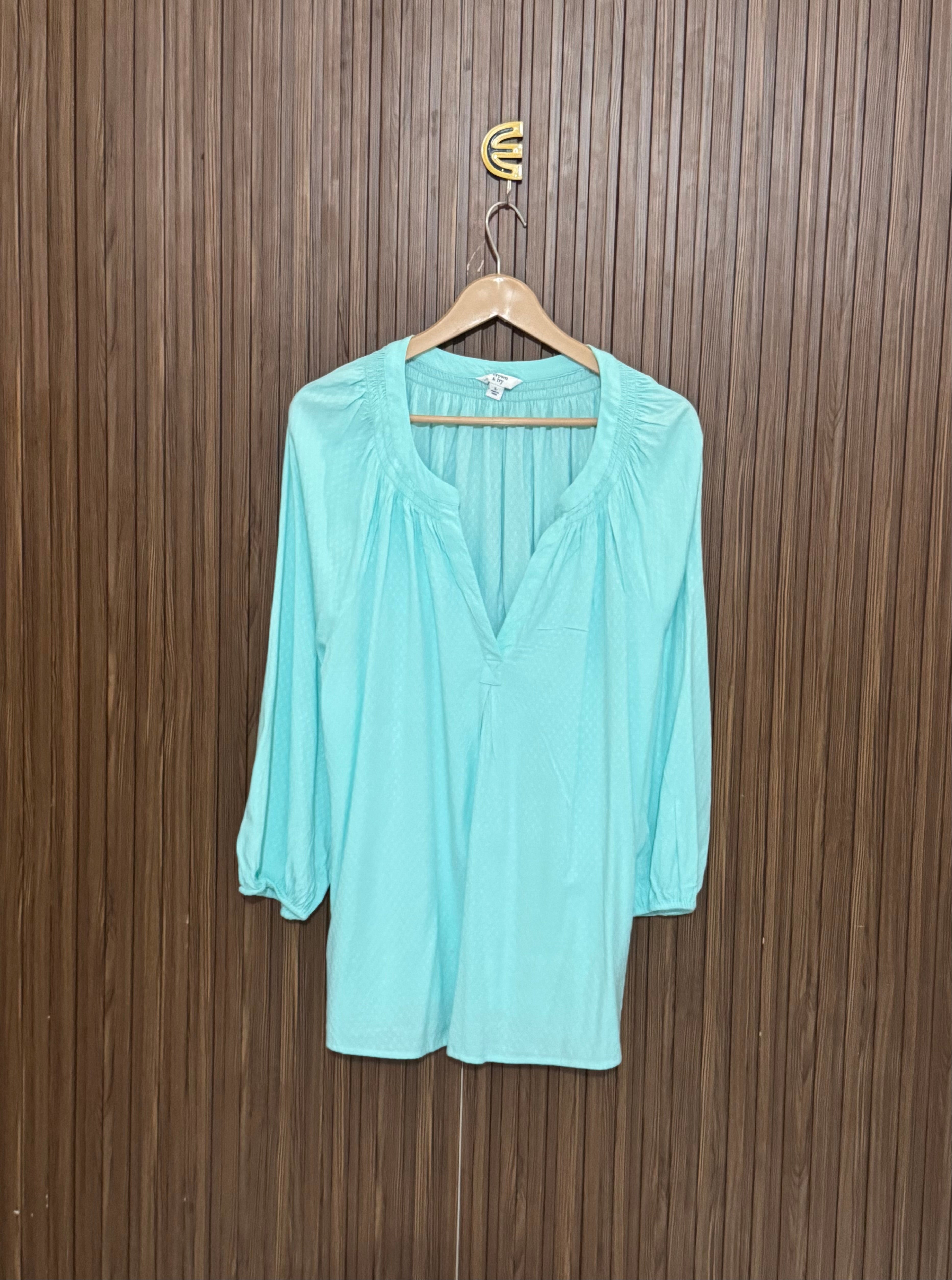 Chest 23 Length 27 Fabric Linen Relaxed V Neck Top 1
