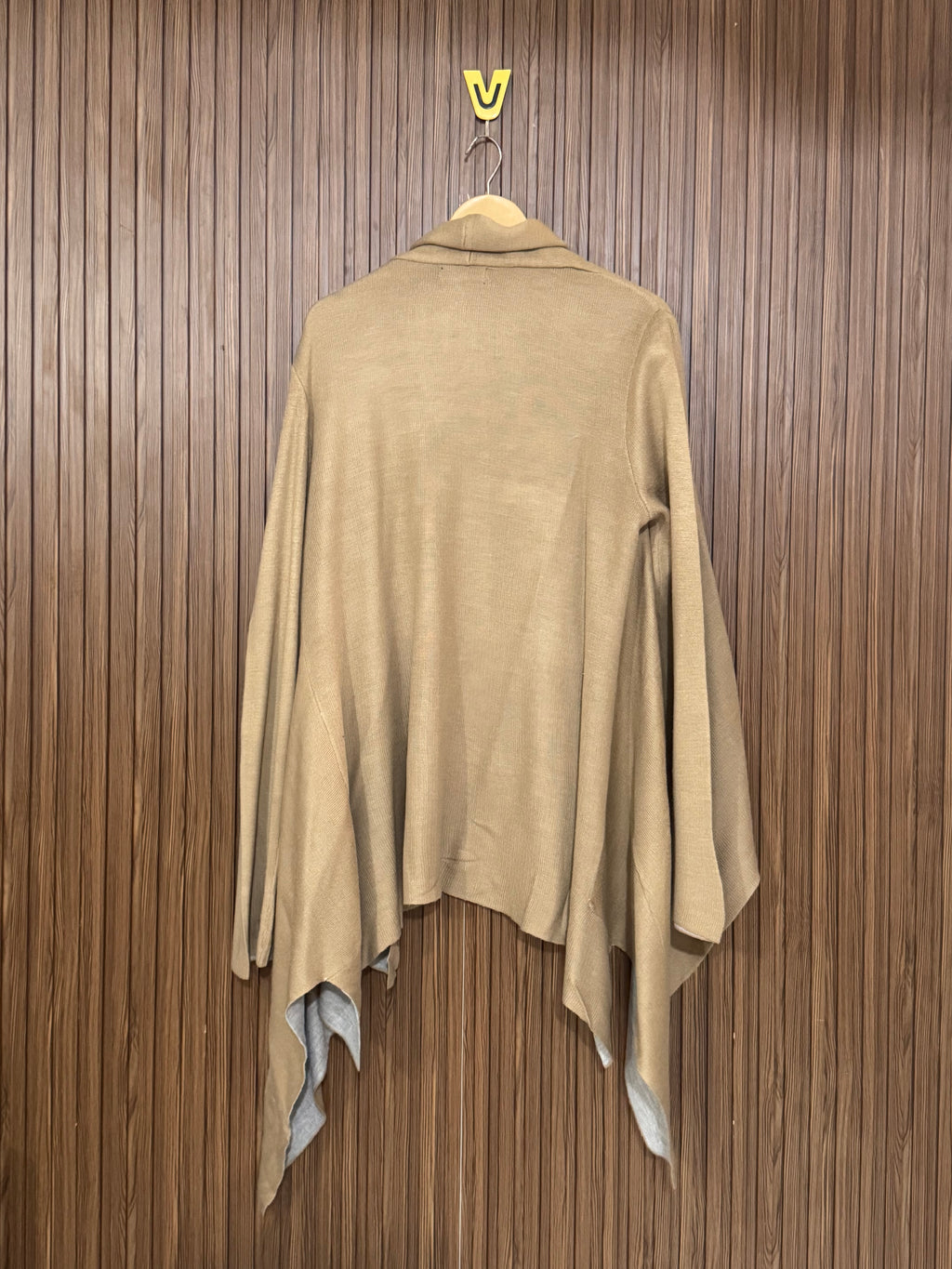 Chest Medium Length 34 Basic Knit