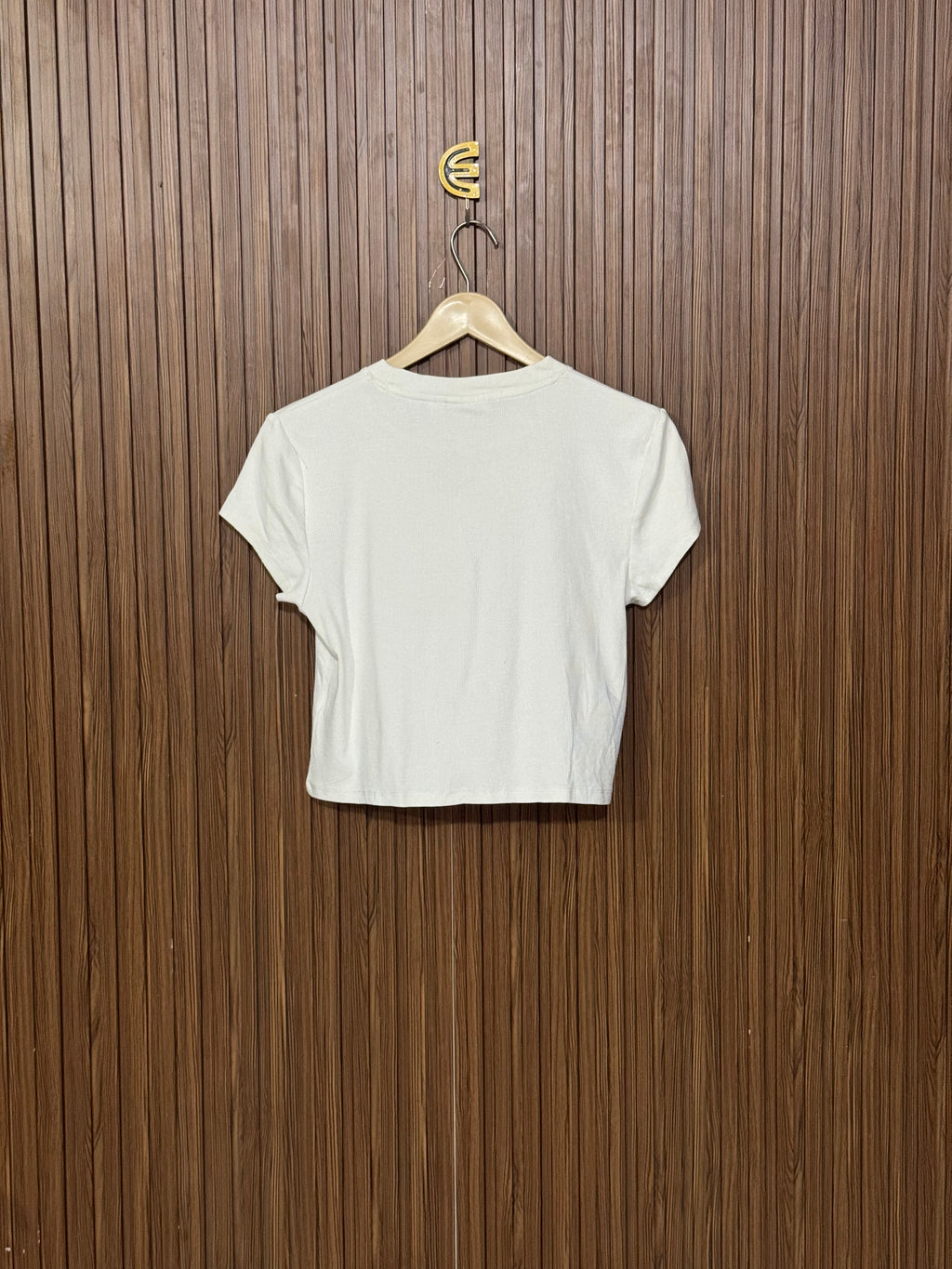 Chest 17 Length 17 Crop Tee