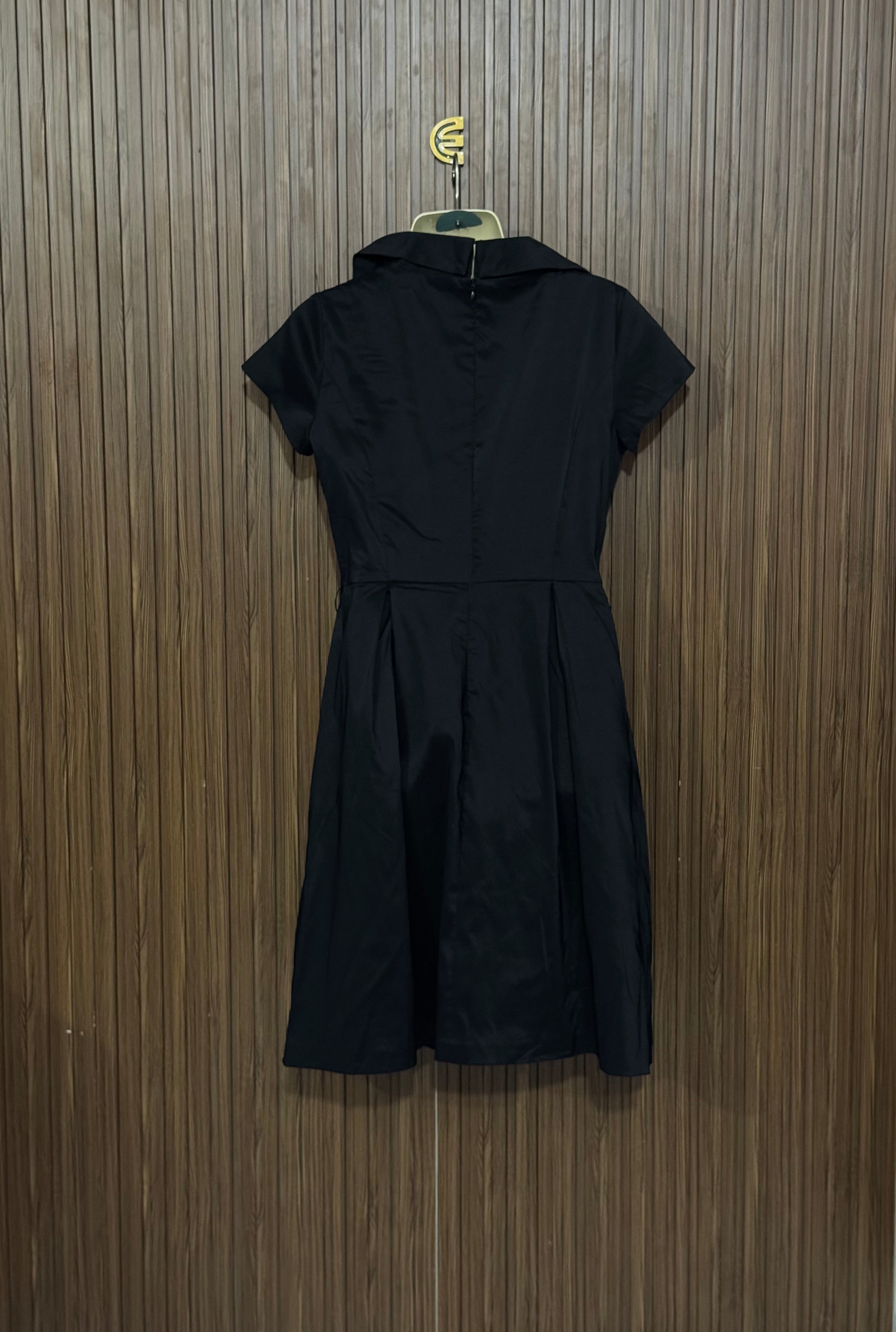 Chest 16 Length 37 Fabric Silk Button Dress