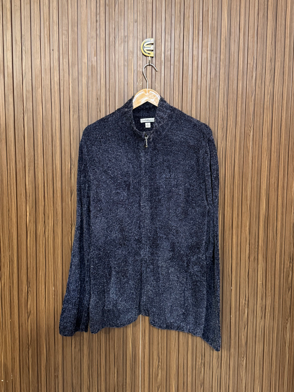 Chest 21 Length 27 Snow Charm
