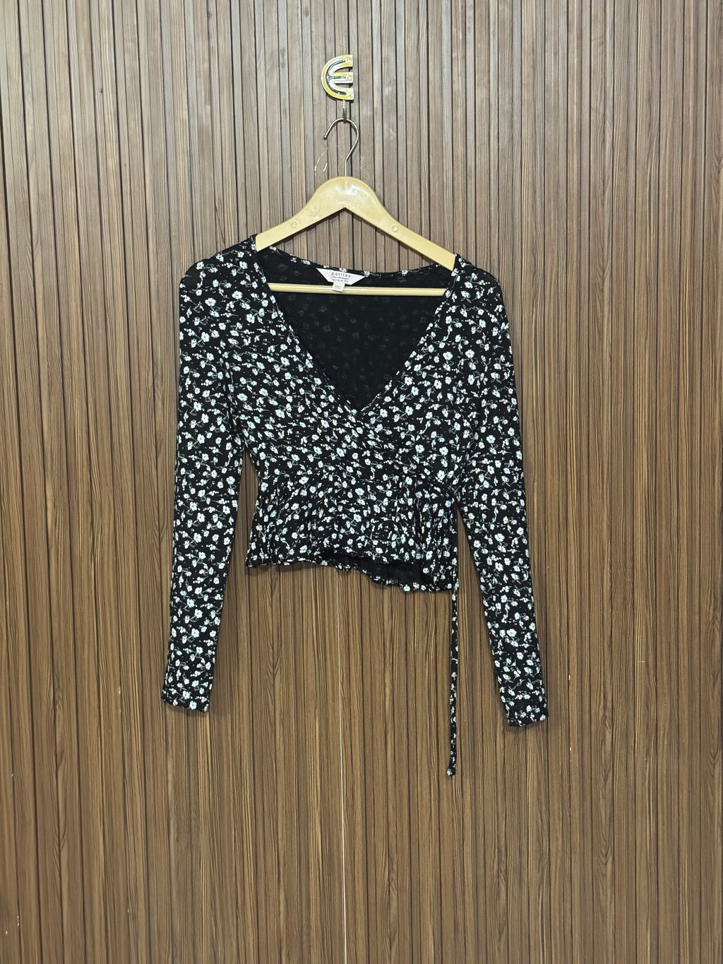 Chest 17 Length 16 Fabric Elastic Ditsy Print