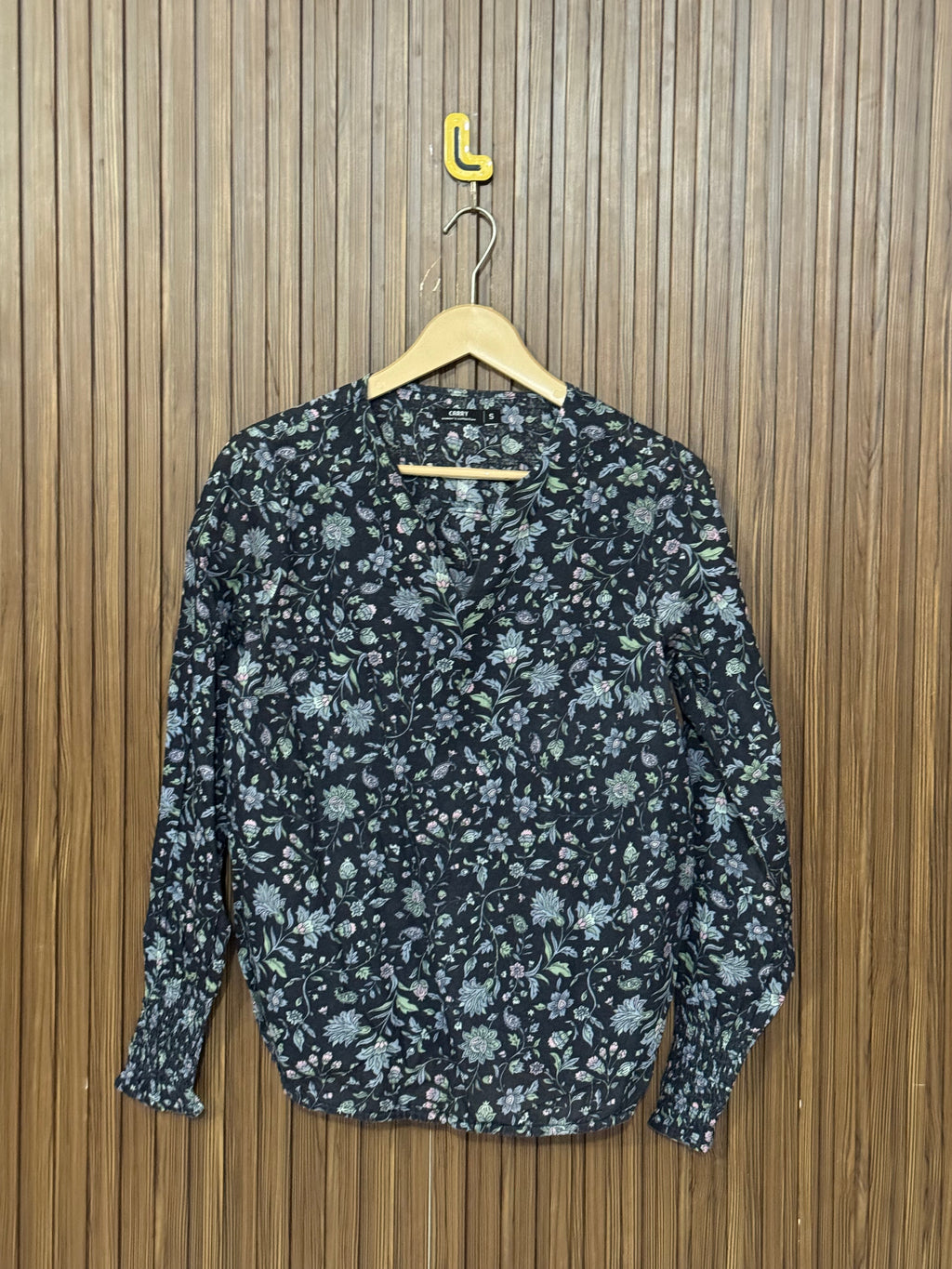 Chest 18 Length 23 Fabric Silk Wide Cuff Full Sleeves