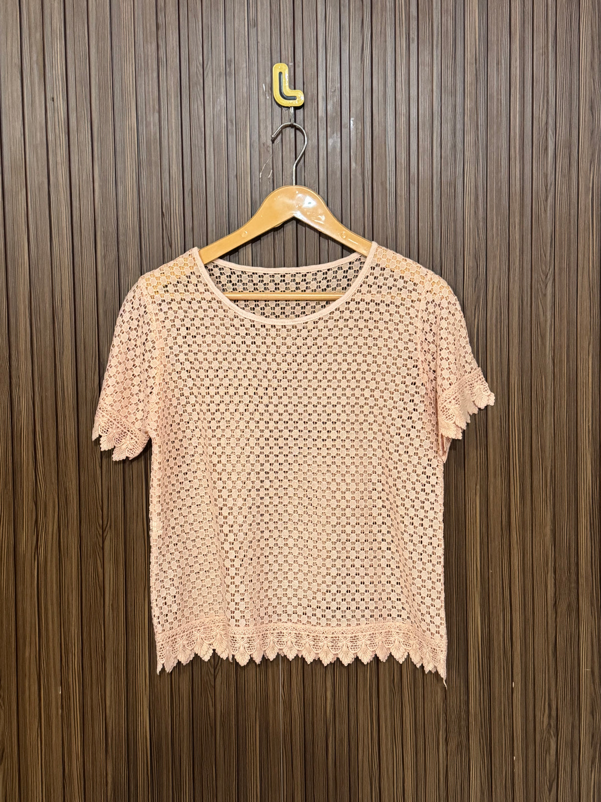Chest 17 Length 21 Fabric Silk Trendy Fit Crop Top