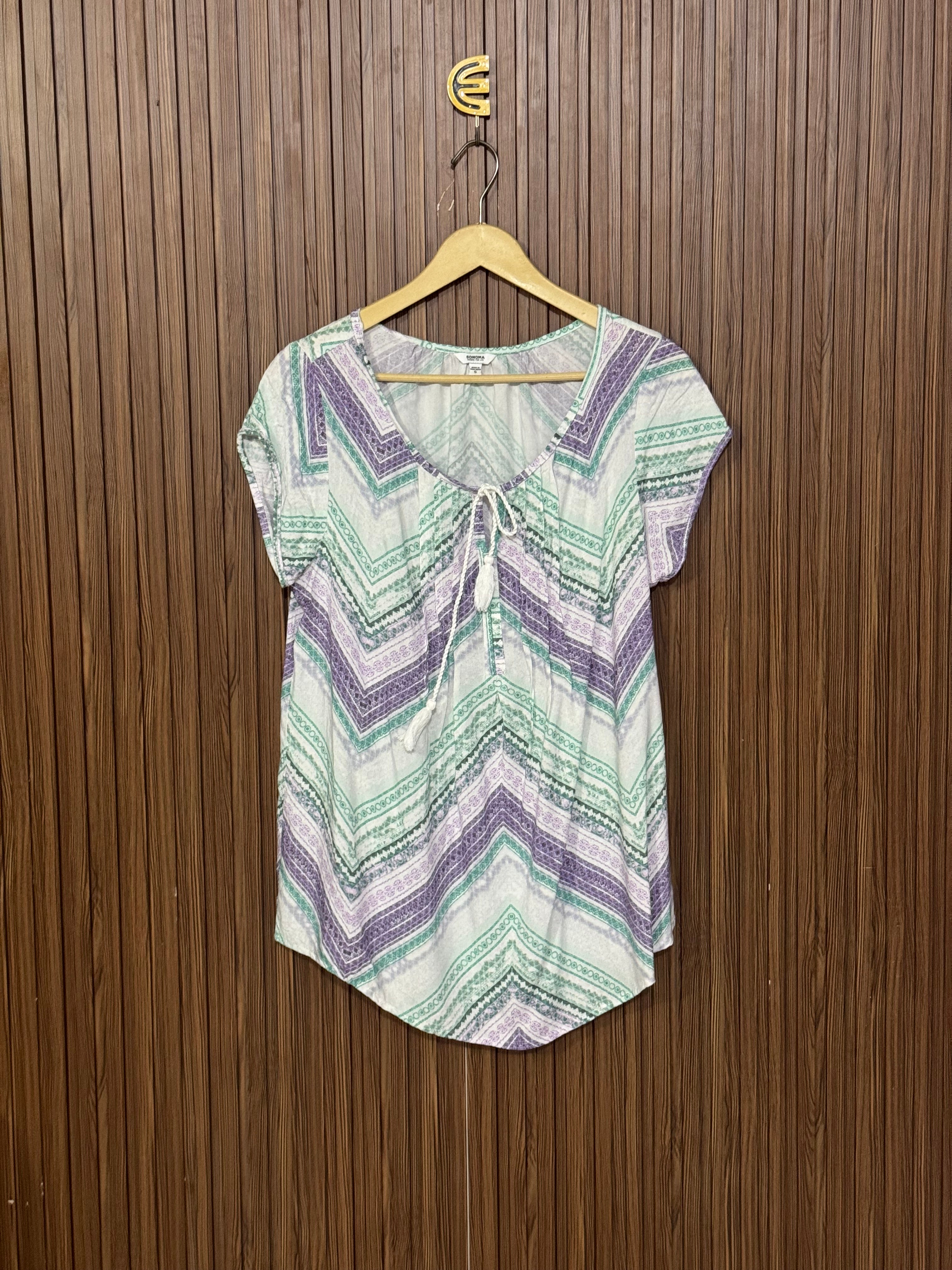 Chest 19 Length 25 Nina Shirt