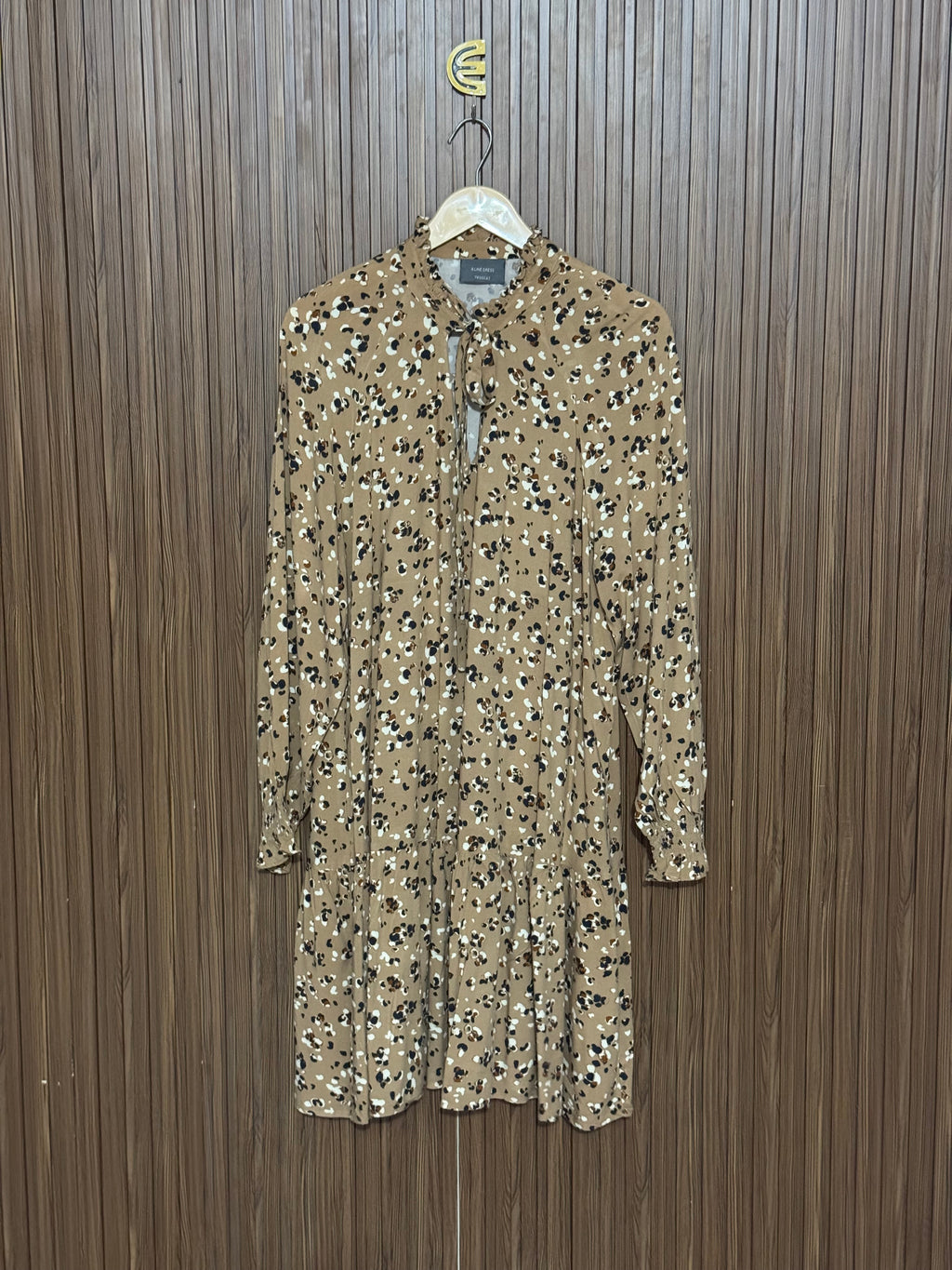 Tie-Neck Long Top