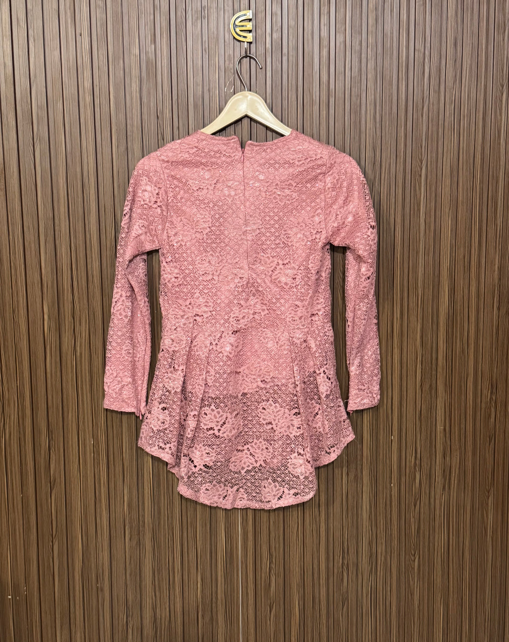Chest 18 Length 22 Fabric Shifon Net Floral Lace Top