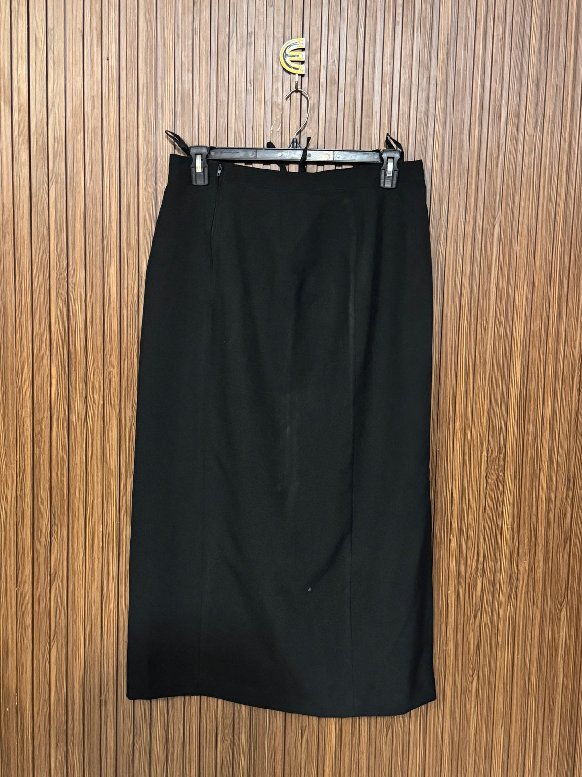 Waist 30 to 32 Length 36 Fabric Silk Black Style
