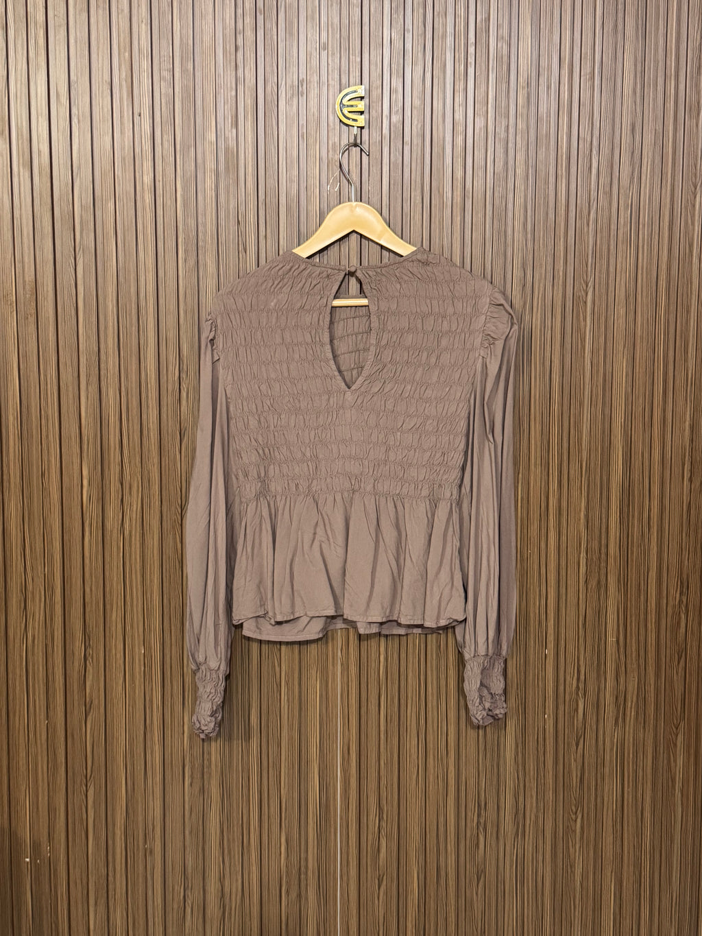 Chest 17 Length 22 Fabric Silk Soft Casual Top