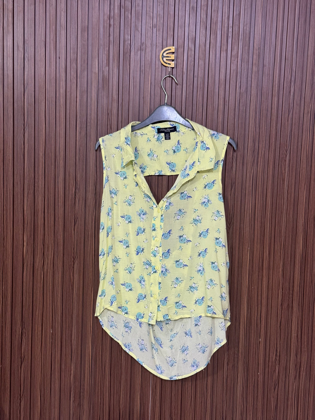 Loose Fit Open Back Sleeveless Tops