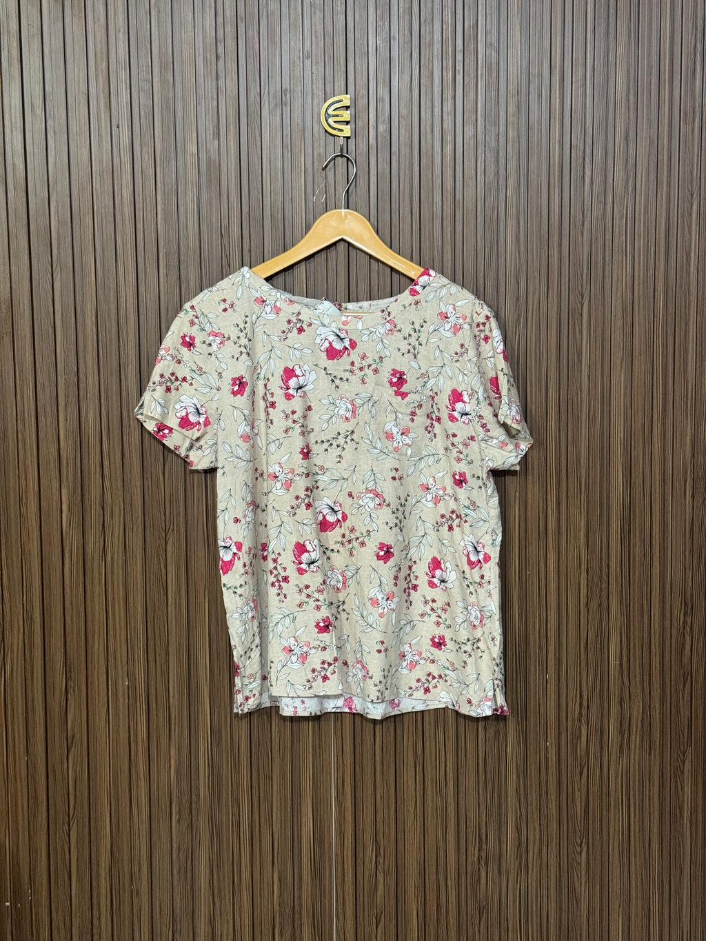 Chest 20 Length 24 Chloe Shirt