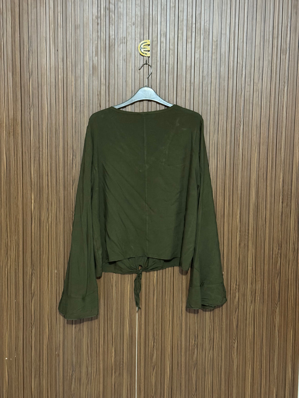 Chest 21 Length 22 Fabric nylon V-Neck Front Tie Top