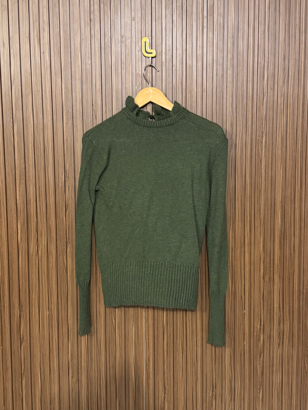 Chest 17 Length 21 Beige Heavy Sweater
