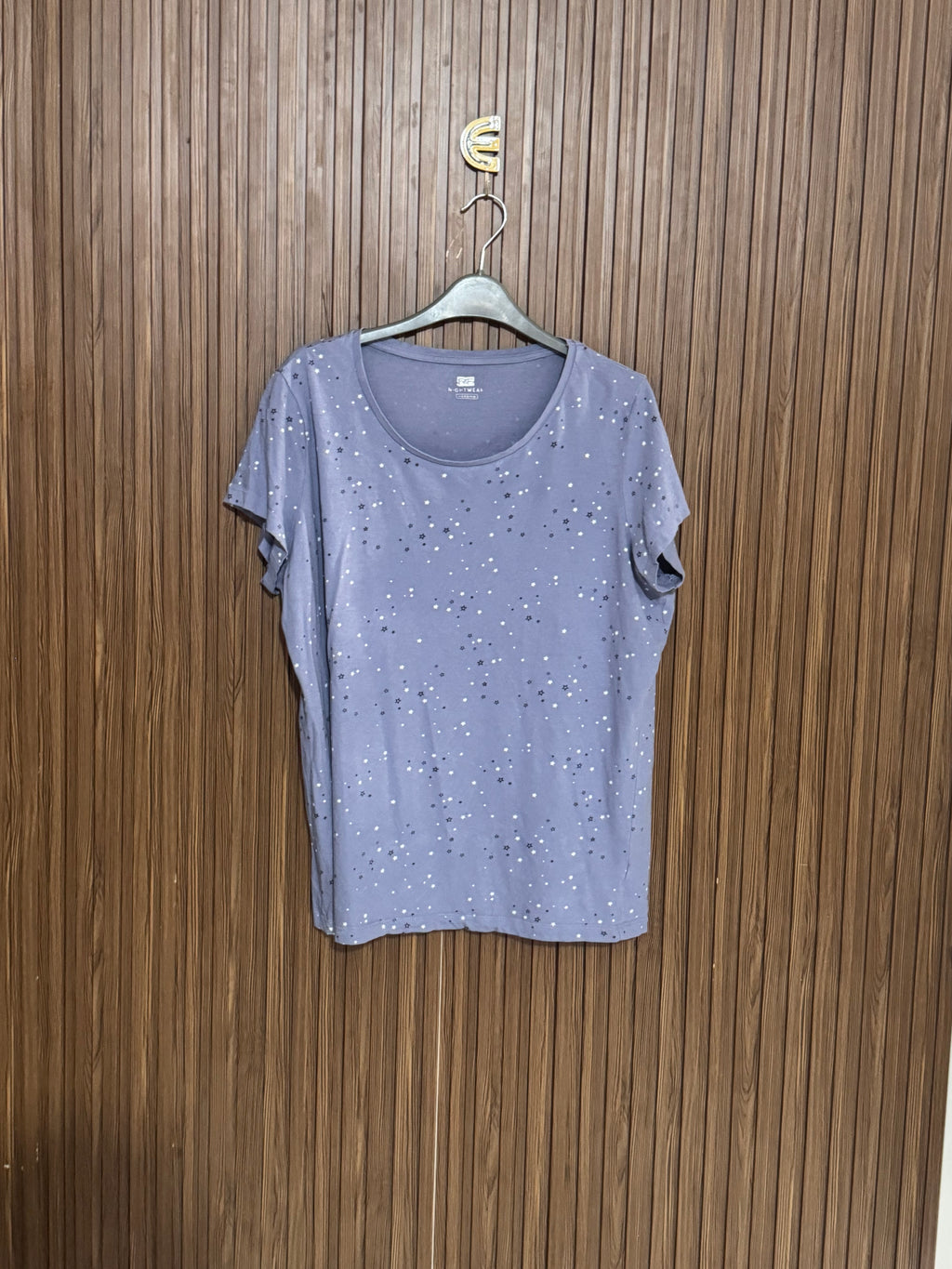 Chest 22 Length 27 Stylish Basic