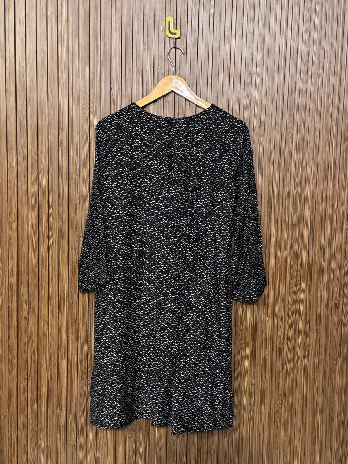 Chest 21 Length 35 Fabric Silk Soft Long Top