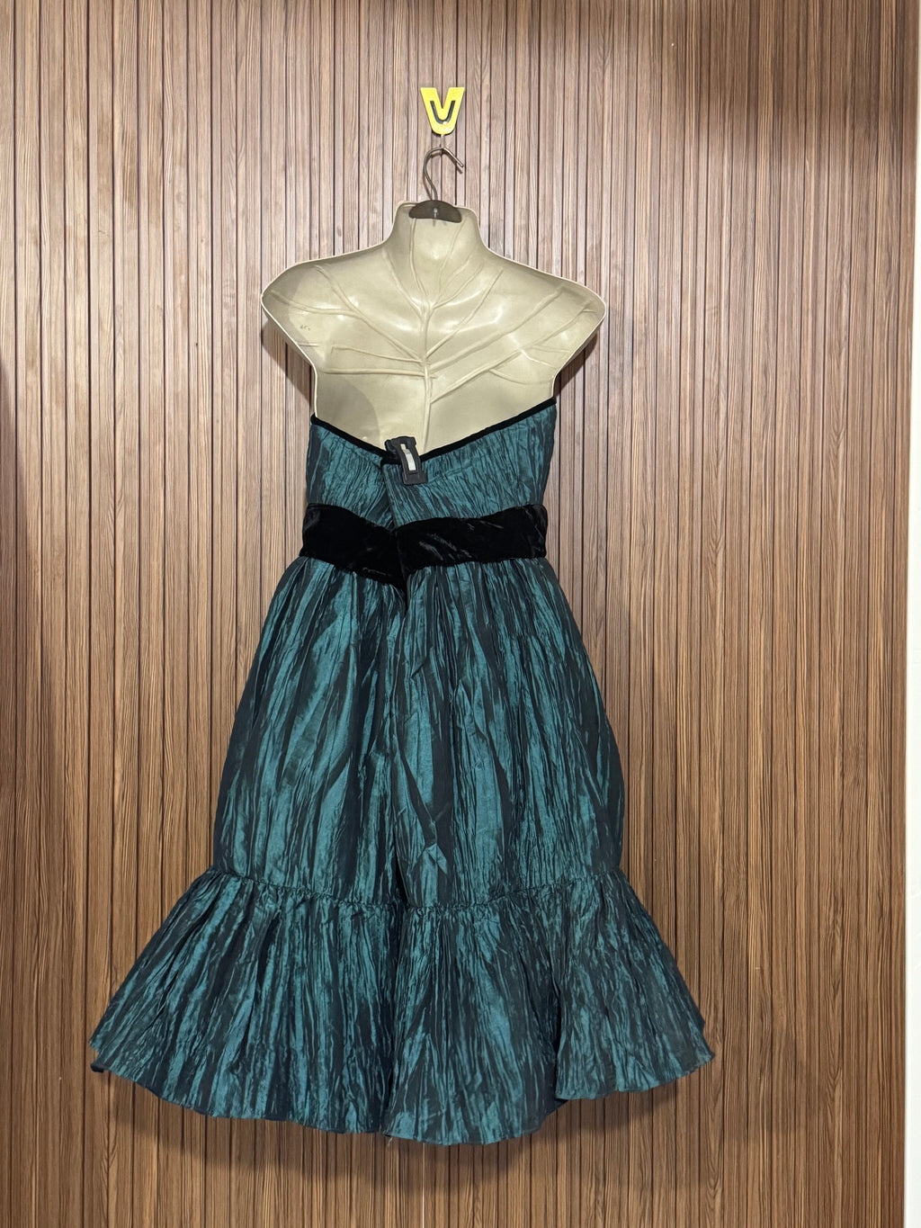 Chest 17 Length 32 Fabric Silk Pearl Allure